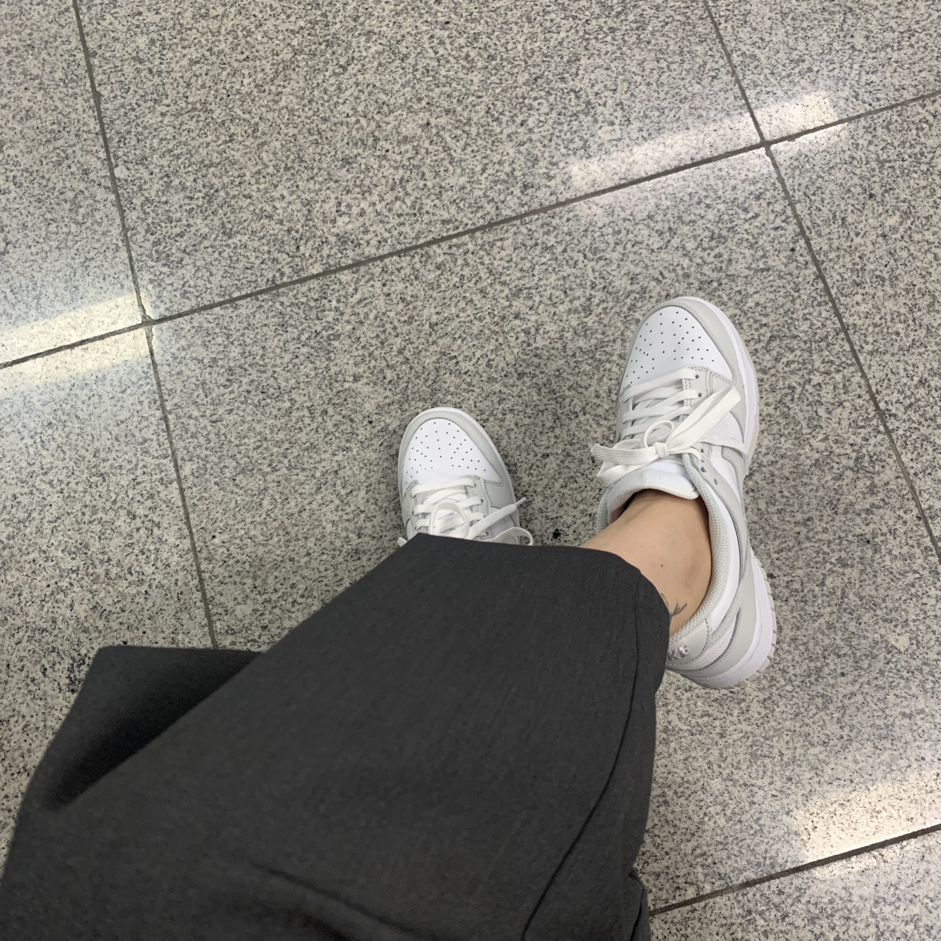 (W) Nike Dunk Low Photon Dust 착용 스타일