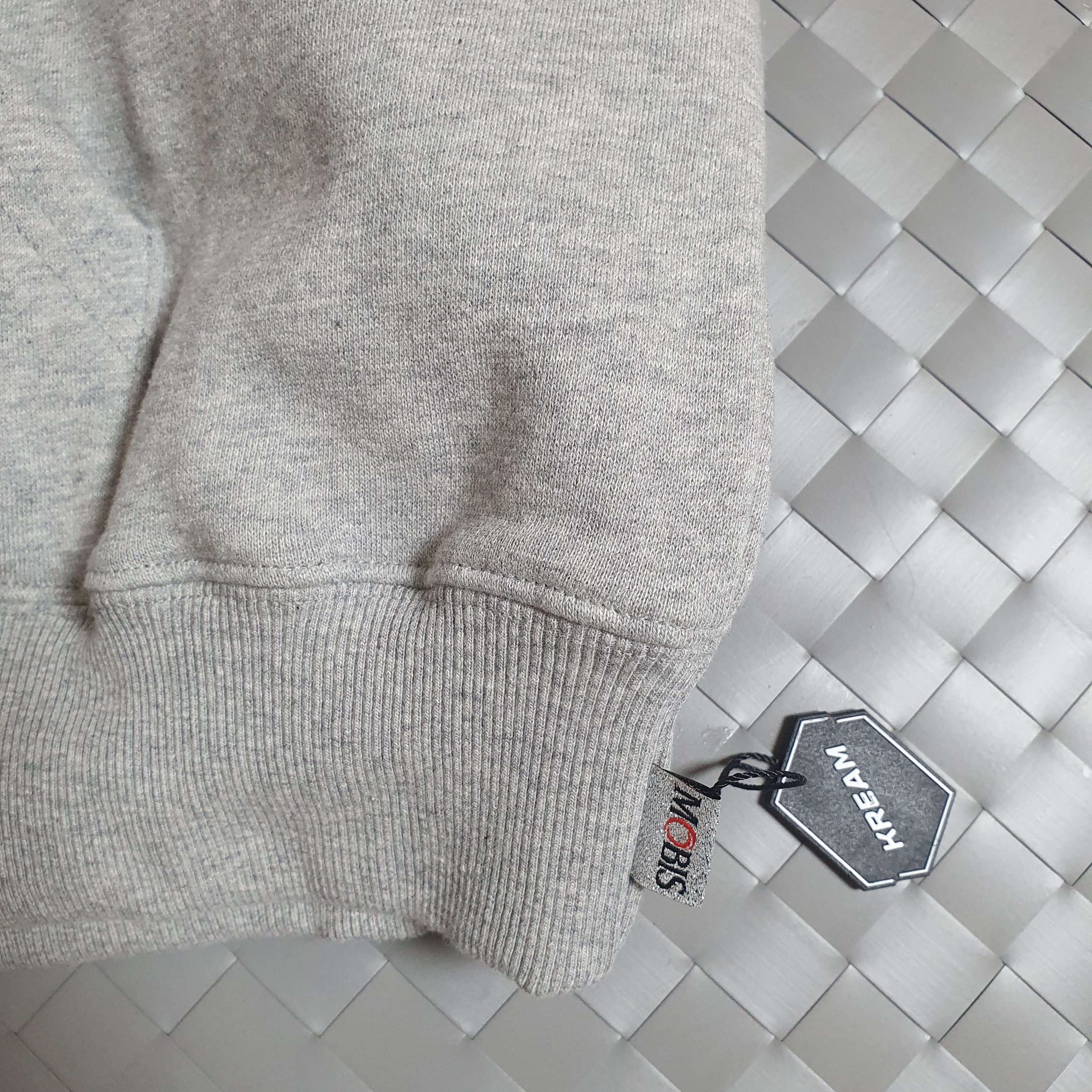 IAB Studio x Hyundai Mobis Hoodie 착용 스타일 - 4