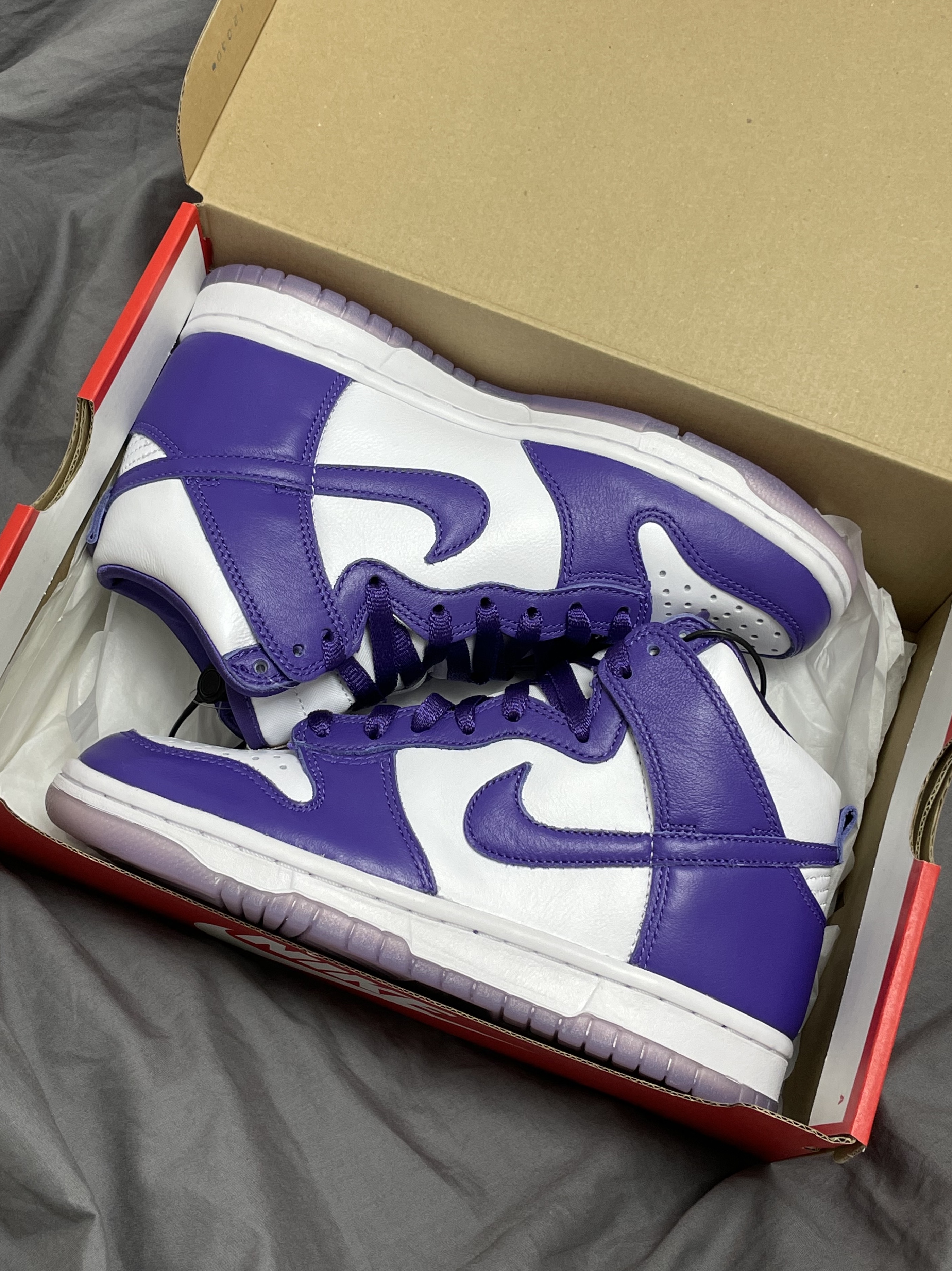 (W) Nike Dunk High SP Varsity Purple 착용 스타일