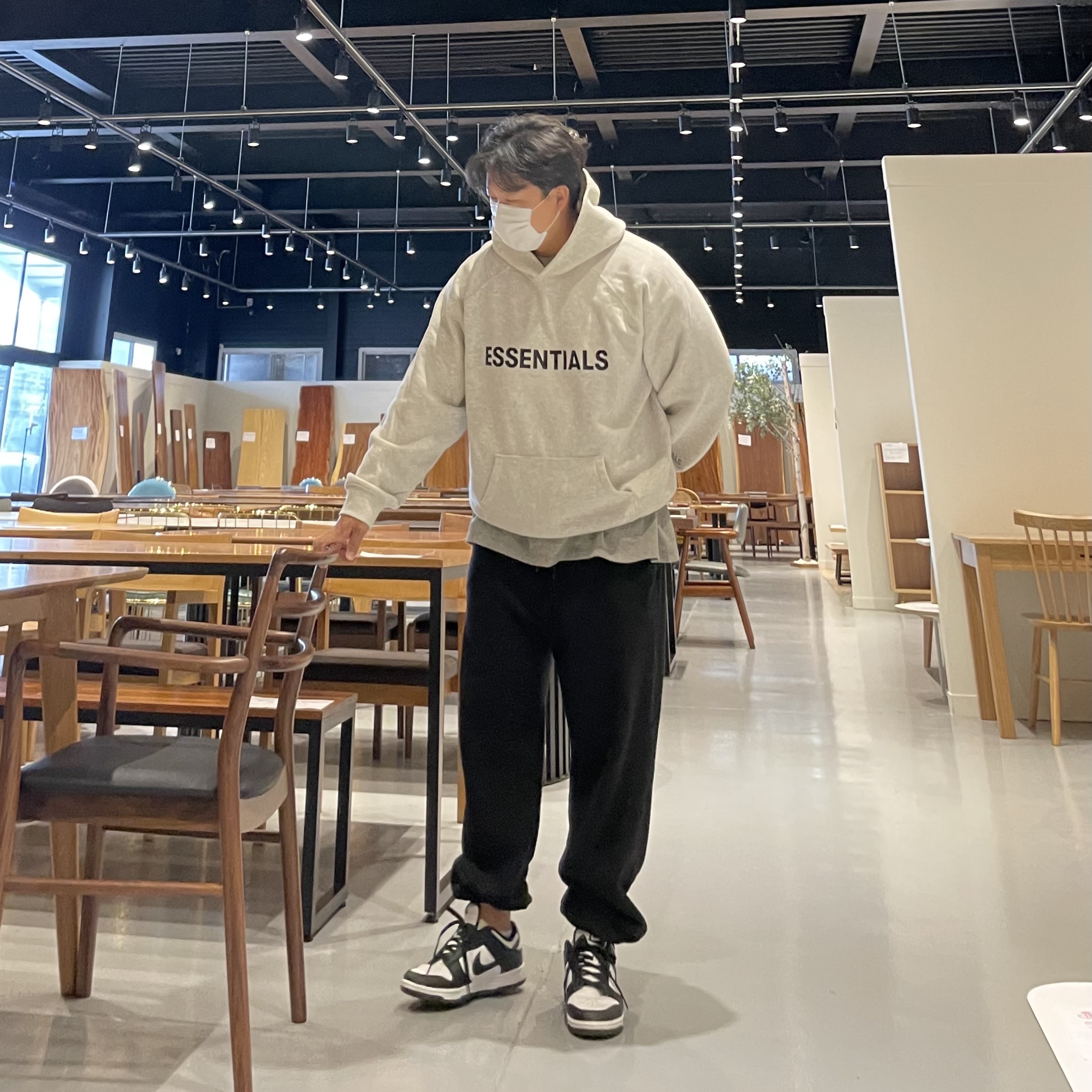 Essentials 3D Silicon Applique Pullover Hoodie Oatmeal/Oatmeal Heather/Light Heather Oatmeal 2020, Nike Dunk Low Retro Black 착용 스타일