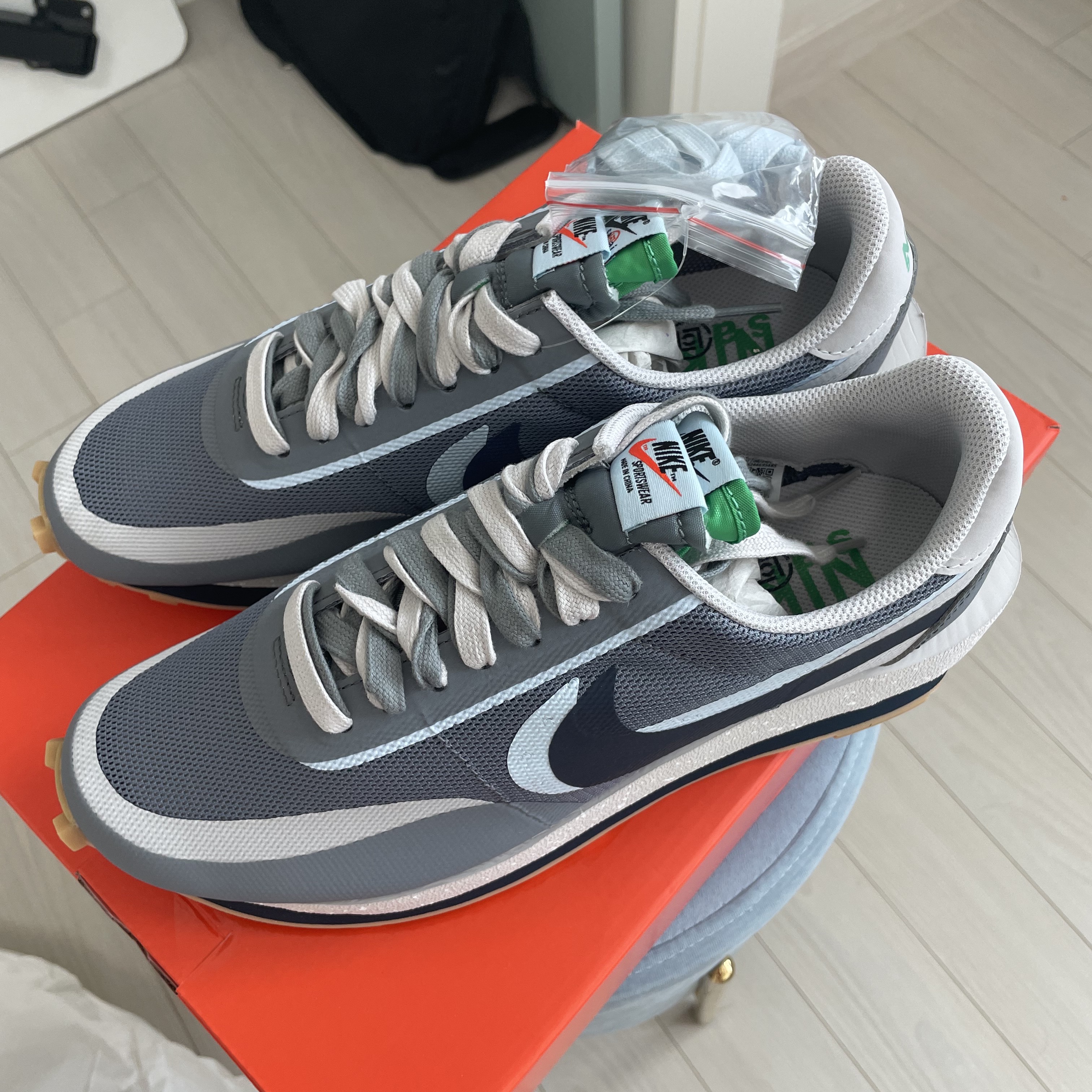 Nike x Sacai x Clot LDWaffle Cool Grey 착용 스타일