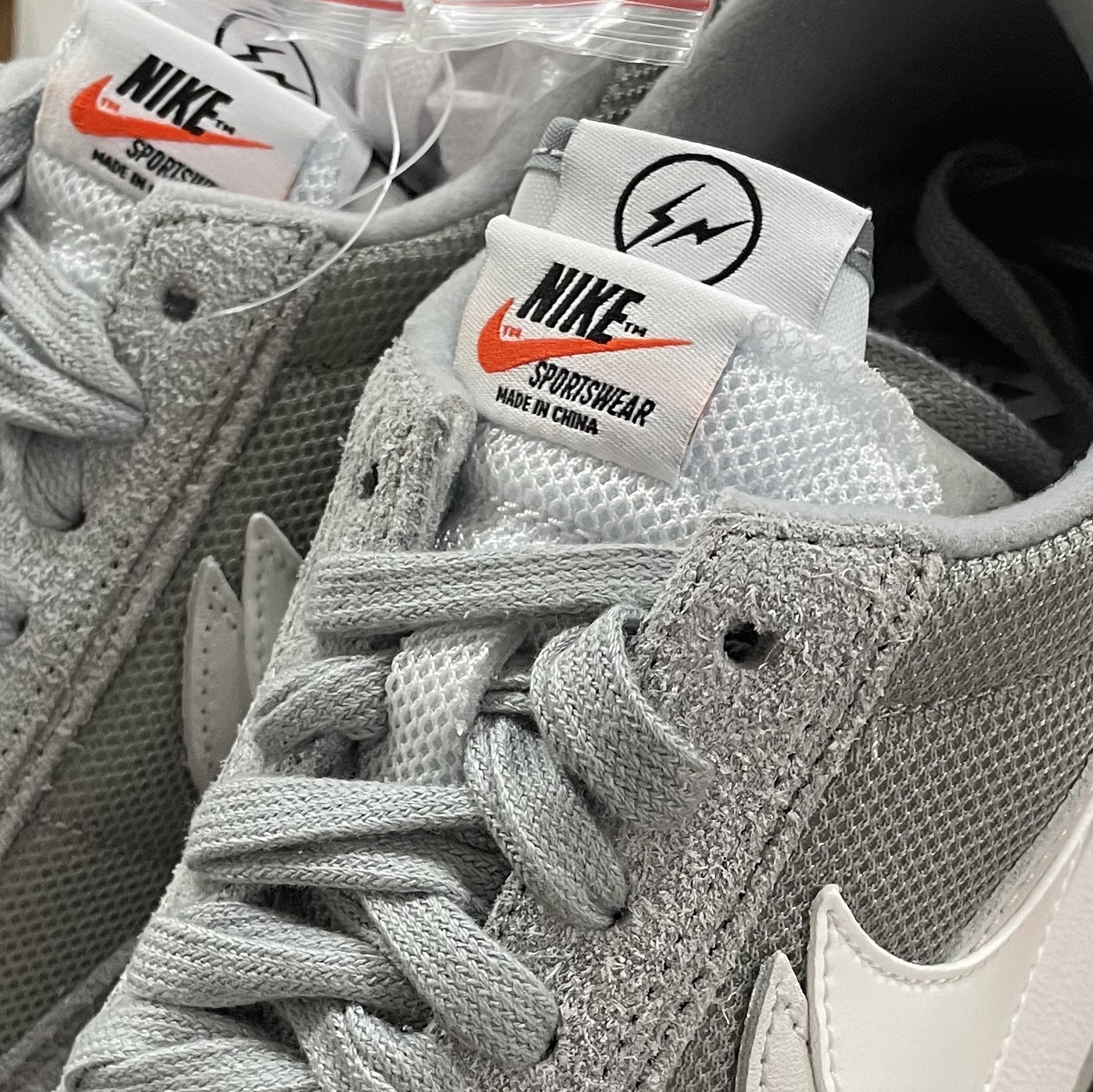 Nike x Sacai x Fragment LDWaffle Light Smoke Grey 착용 스타일 - 1