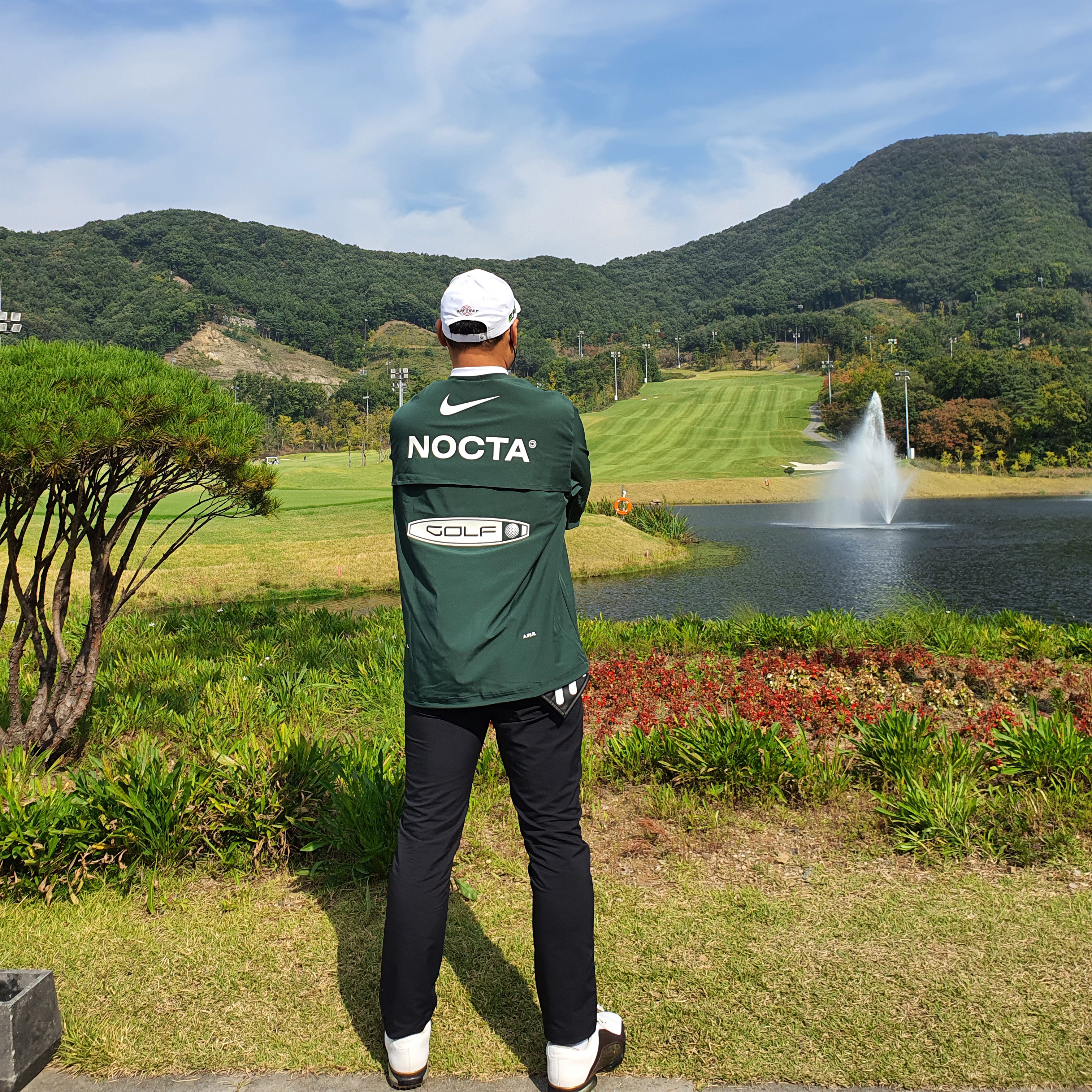 Nike x Drake Nocta Golf Crewneck Top Green - US/EU 착용 스타일 - 2