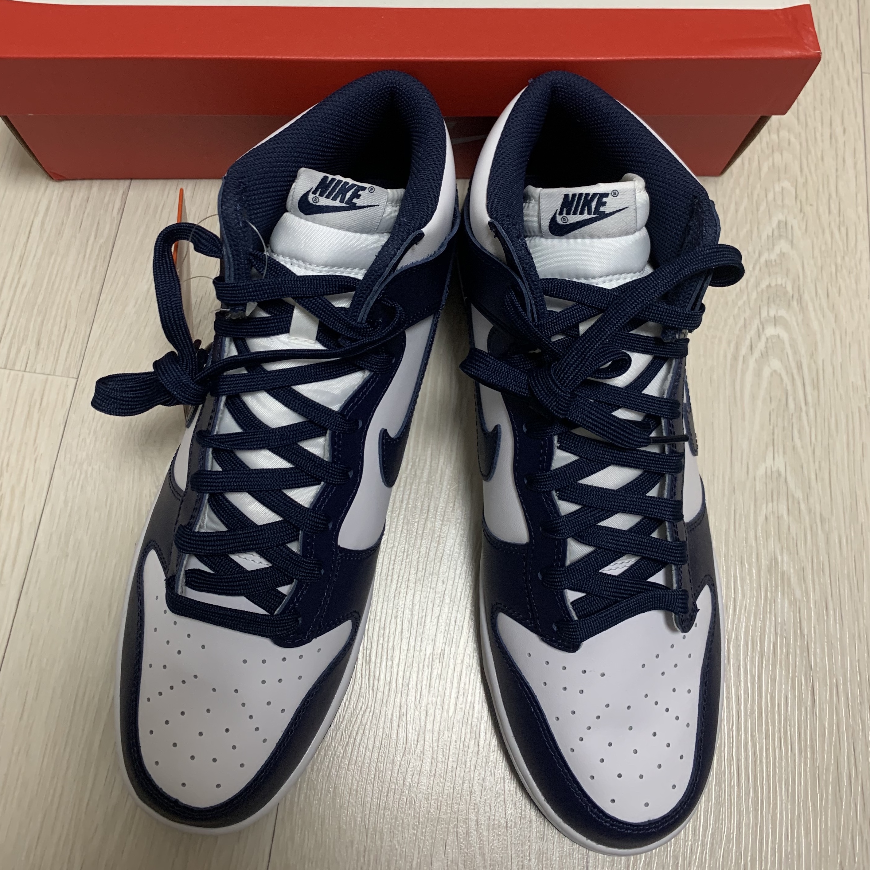 Nike Dunk High Retro Championship Navy 착용 스타일 - 1