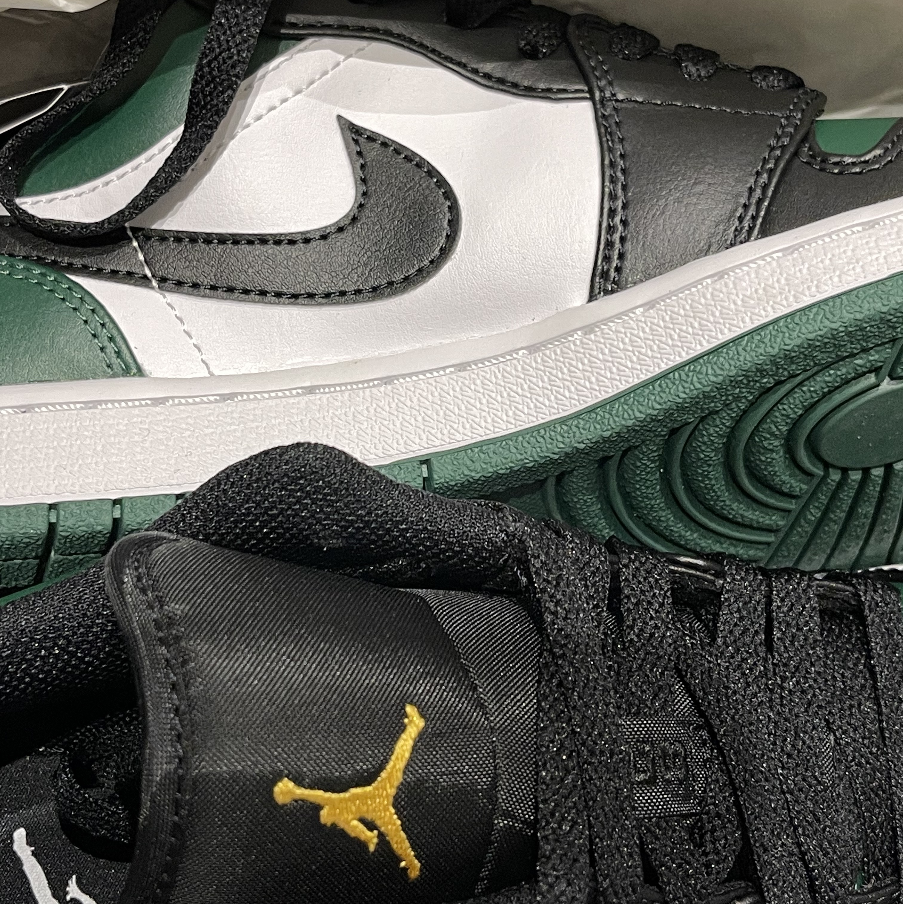 Jordan 1 Low Green Toe 착용 스타일