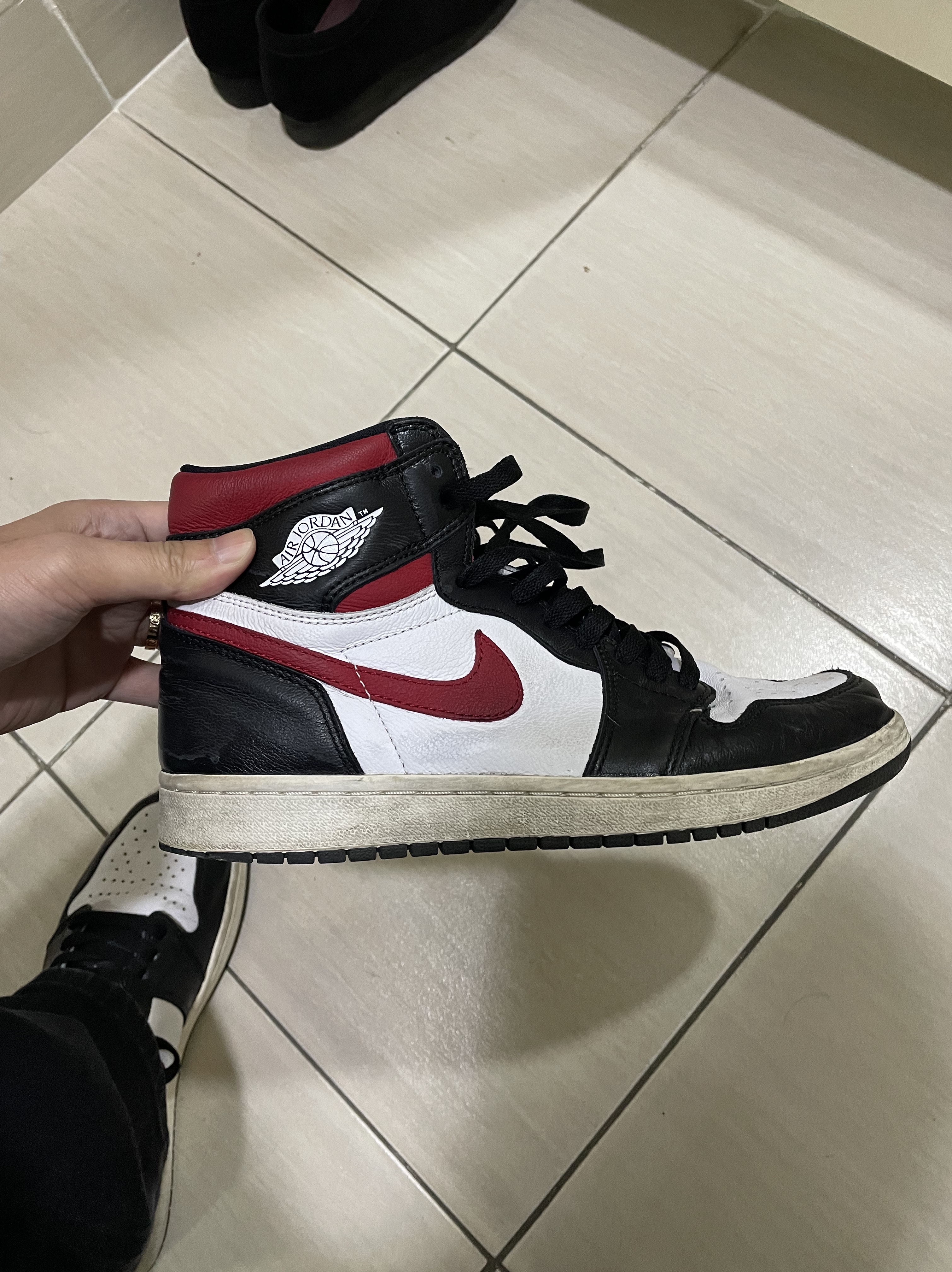 Jordan 1 Retro High OG Gym Red 착용 스타일 - 1