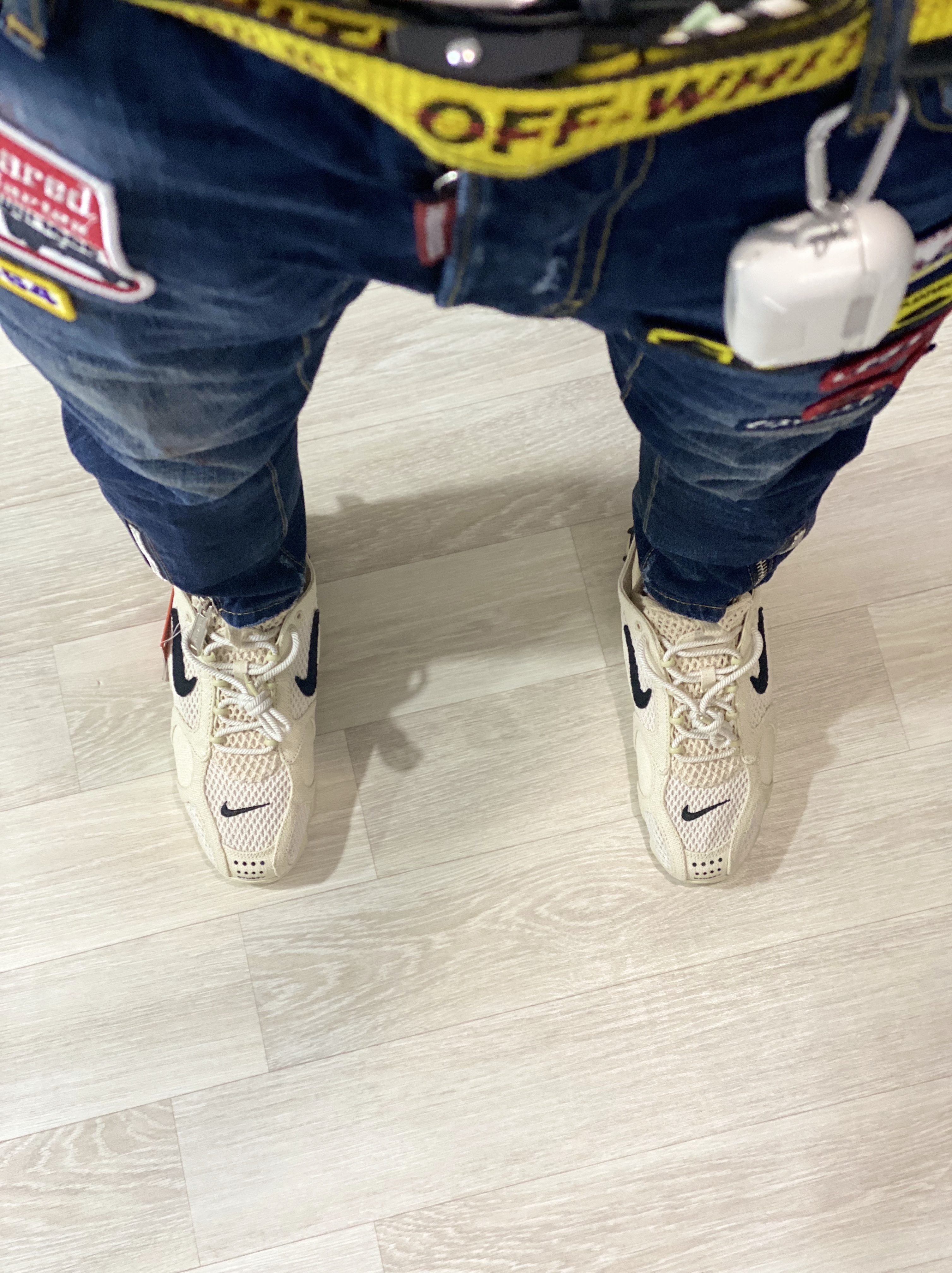 Nike x Stussy Air Zoom Spiridon Cage 2 Fossil 착용 스타일