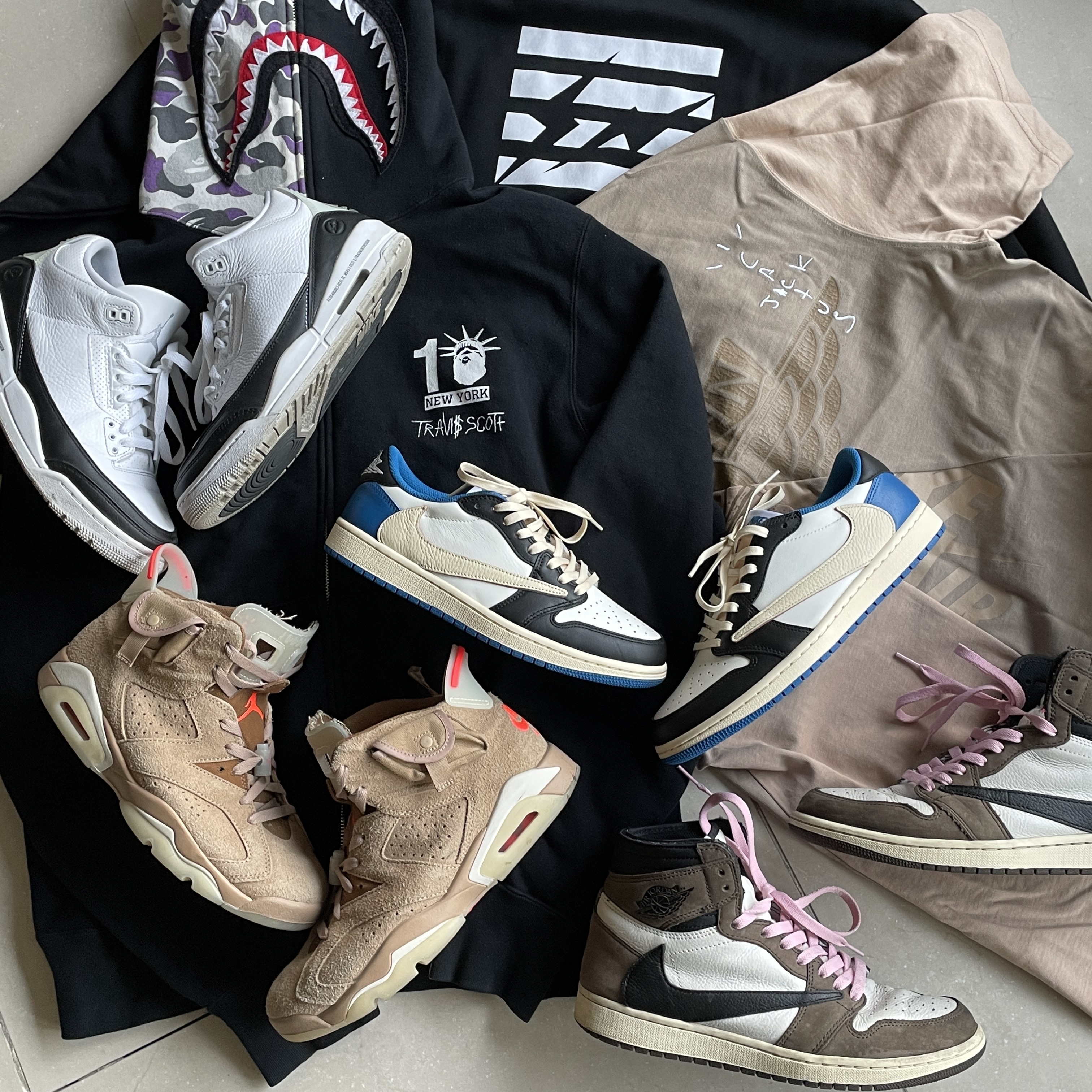 Jordan 1 x Travis Scott x Fragment Retro Low OG SP Military Blue, Jordan 3 x Fragment Retro SP White Black 착용 스타일 - 1