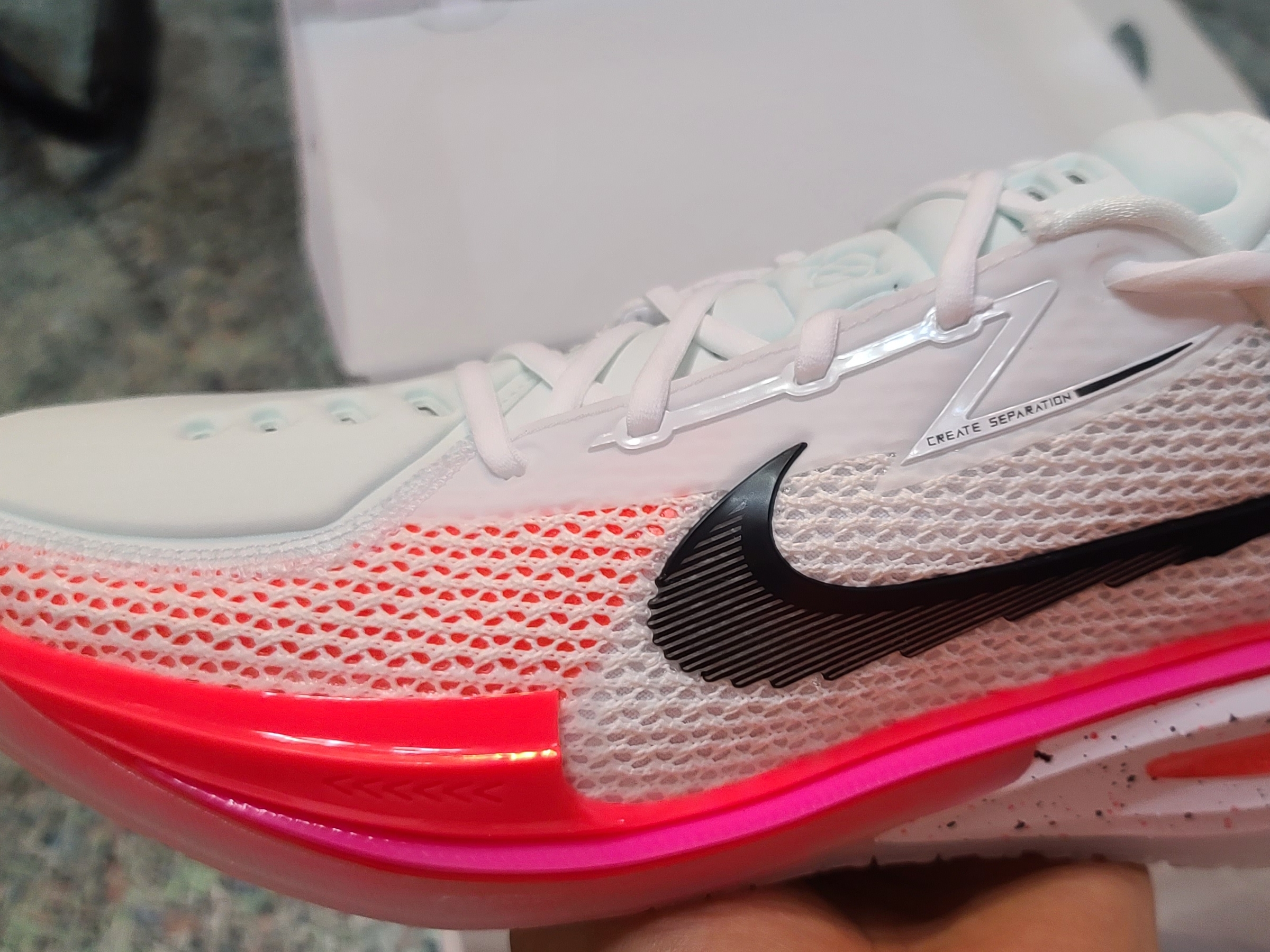 Nike Air Zoom GT Cut Bright Crimson, Nike Kobe 5 Protro Bruce Lee 착용 스타일 - 2