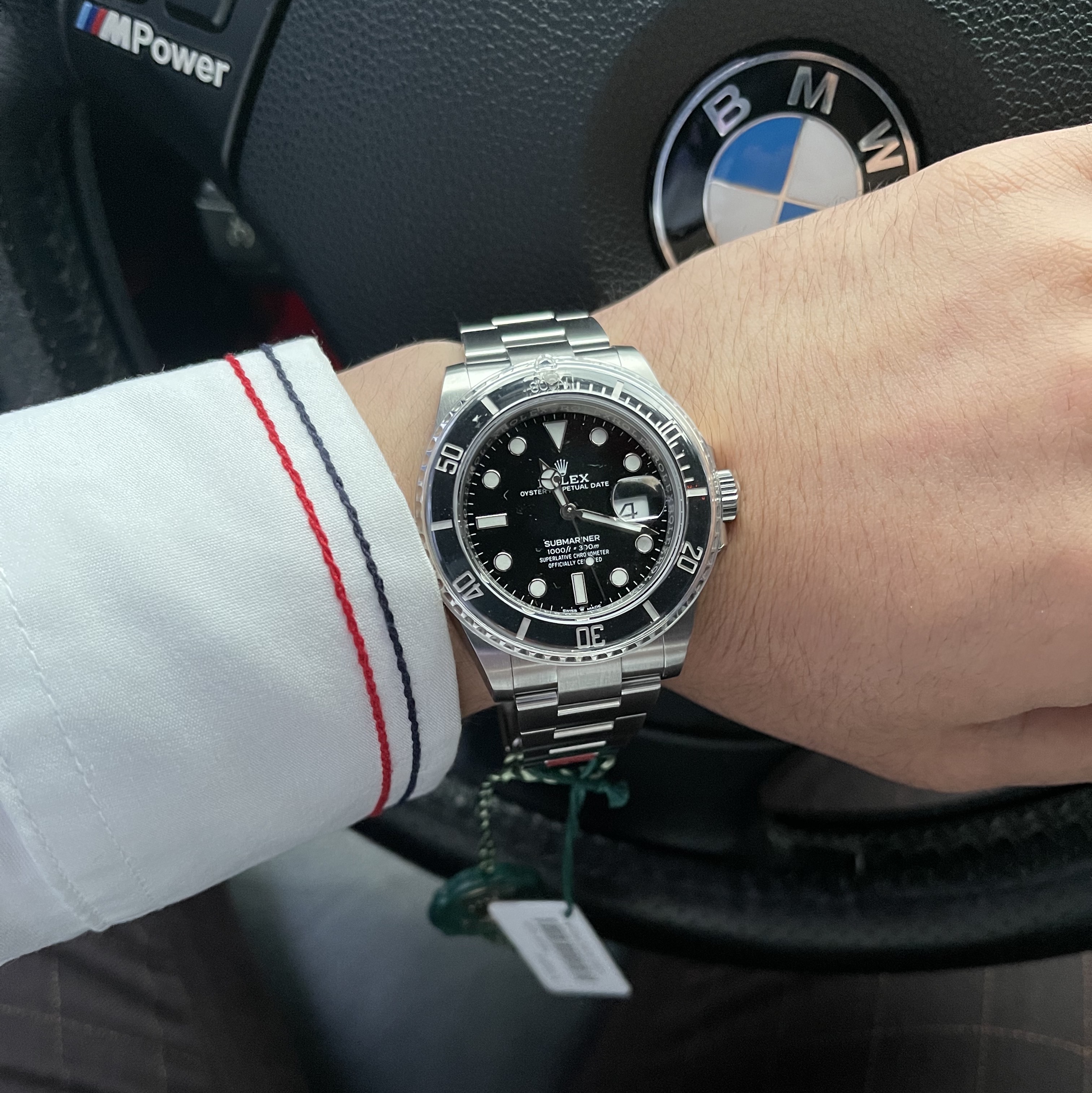 Rolex Submariner Date 41mm 126610LN Black Oyster 착용 스타일