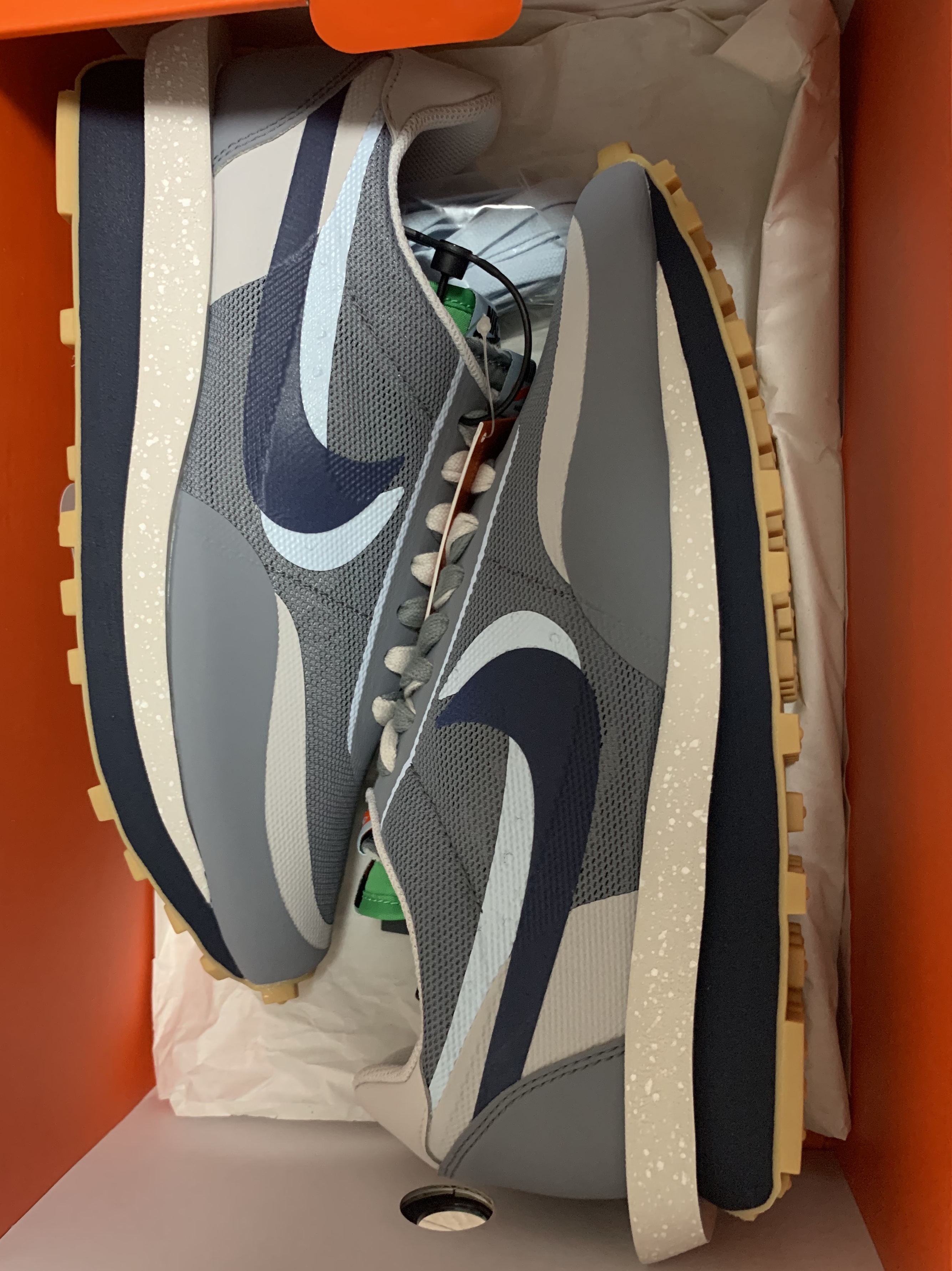 Nike x Sacai x Clot LDWaffle Cool Grey 착용 스타일 - 3