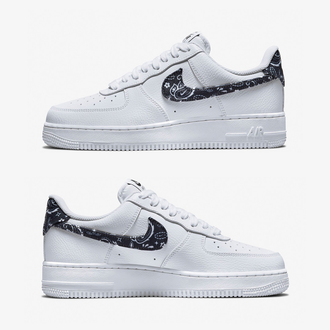 (W) Nike Air Force 1 '07 Essential Paisley Swoosh White Black 착용 스타일 - 3