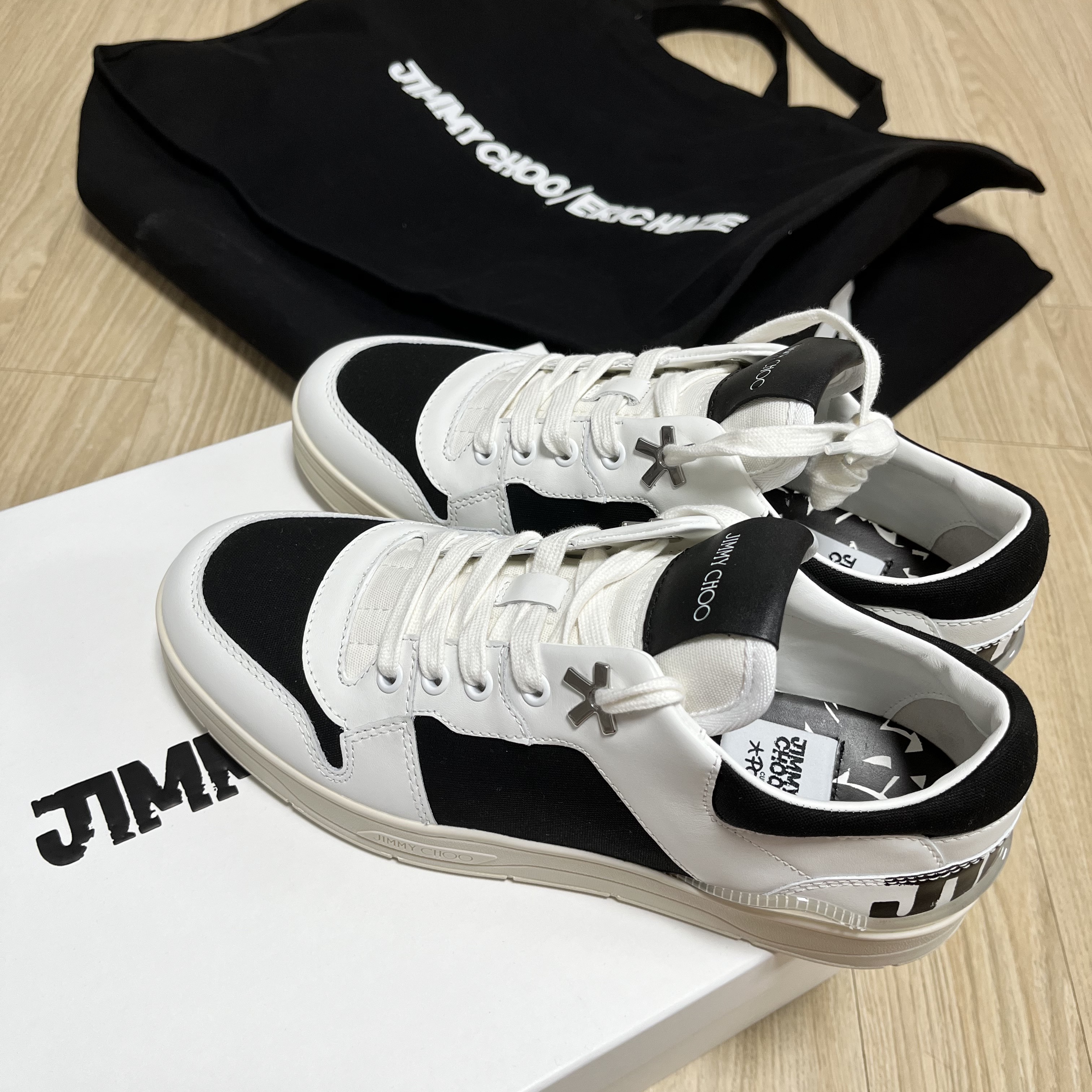 Jimmy Choo x Eric Haze x Poggy Florent Trainer White Black 착용 스타일 - 1