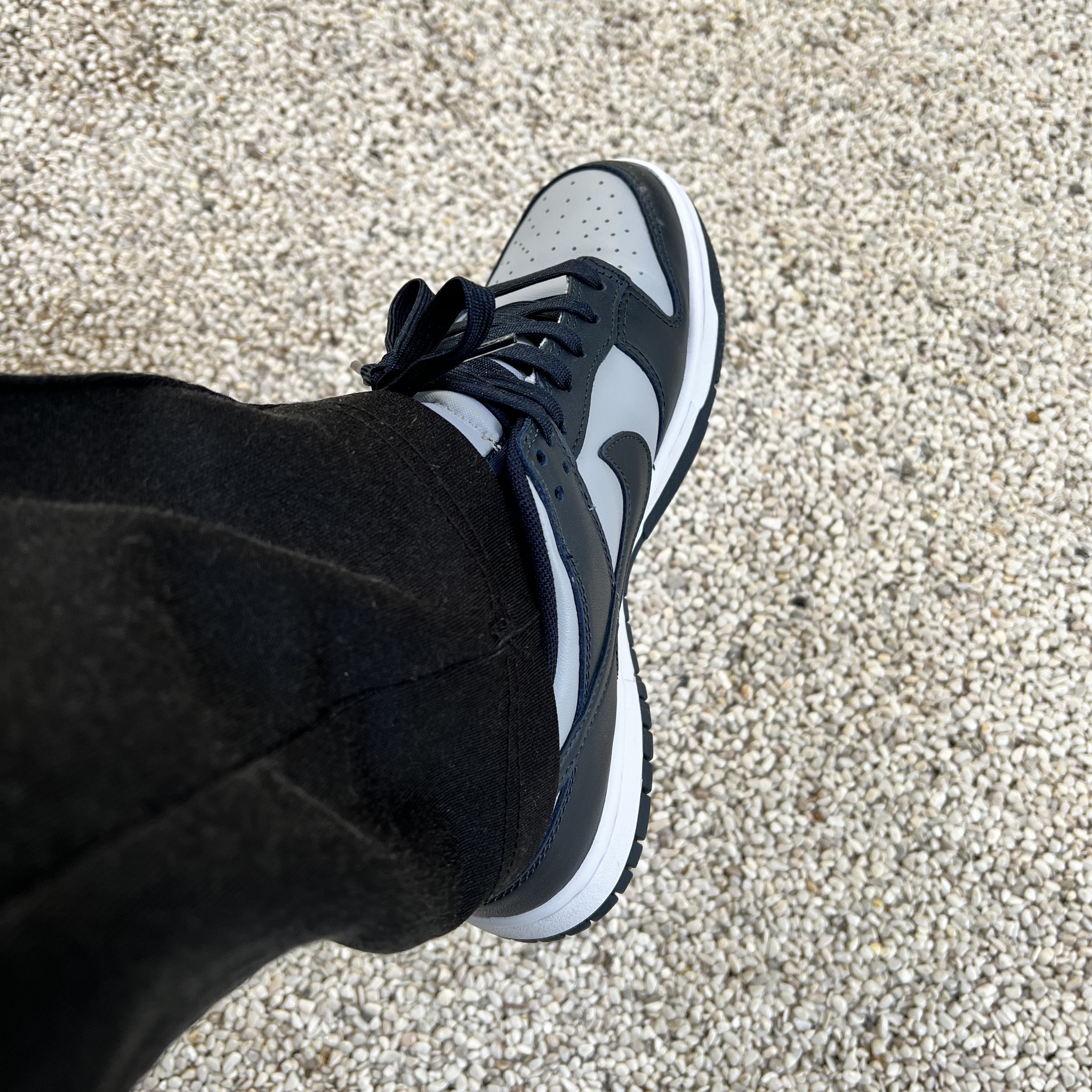 Nike Dunk Low Retro Championship Grey 착용 스타일