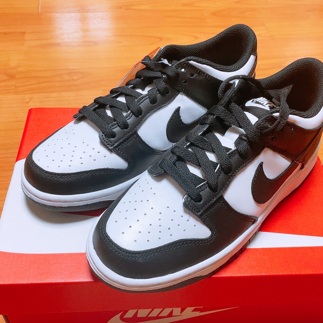 (GS) Nike Dunk Low Black 착용 스타일 - 2