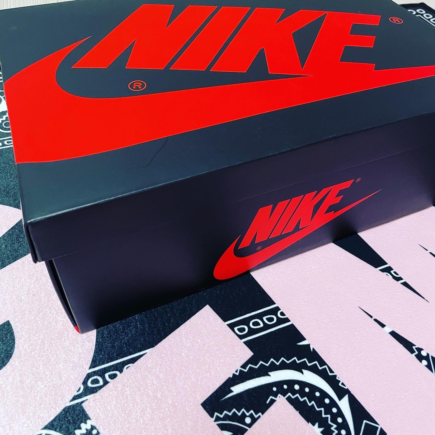 Jordan 1 Retro High OG Shadow 2.0 착용 스타일 - 1