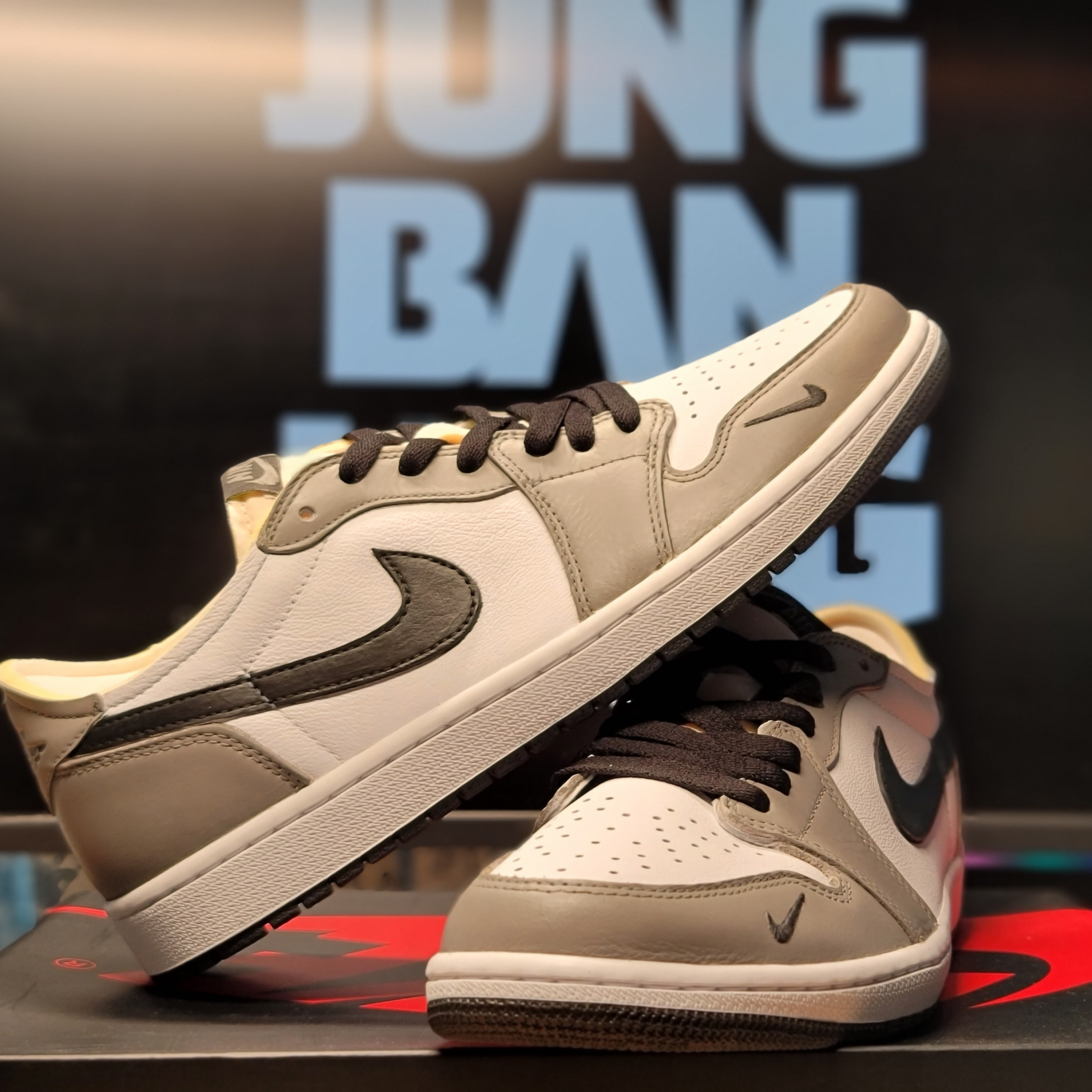 Jordan 1 Low OG Ghost Green 착용 스타일 - 2