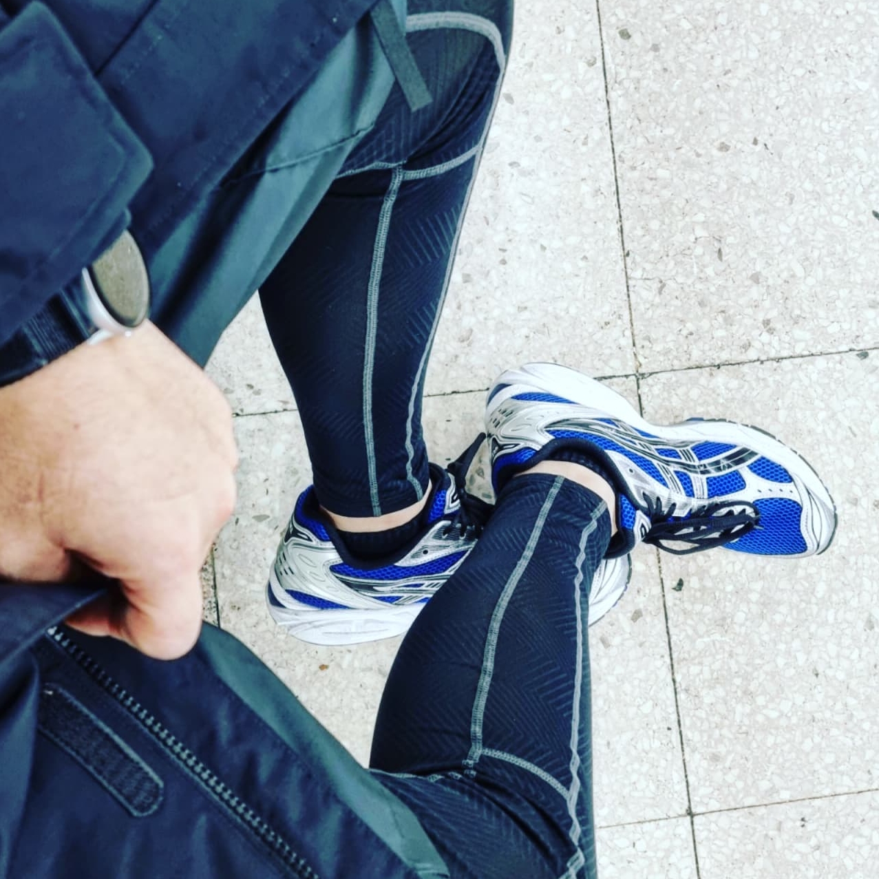 Asics Gel-Kayano 14 Monaco Blue Black 착용 스타일 - 3