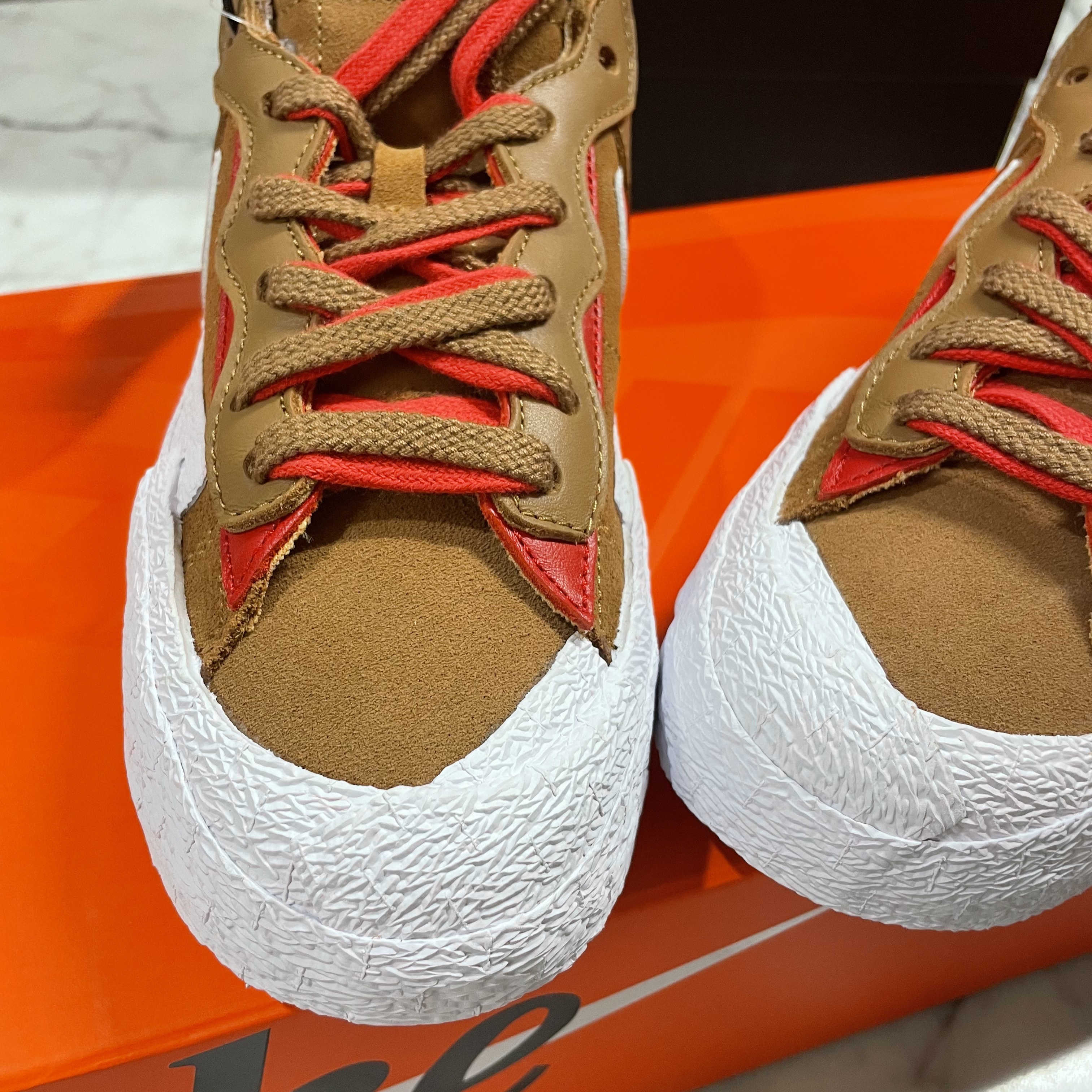 Nike x Sacai Blazer Low British Tan 착용 스타일 - 3