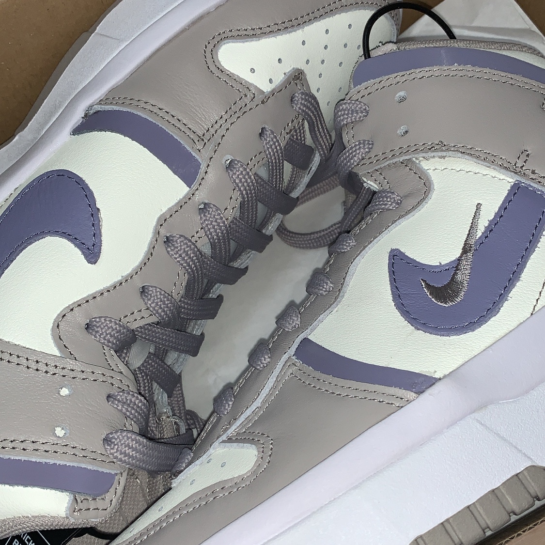 (W) Nike Dunk High Up Iron Purple 착용 스타일 - 2