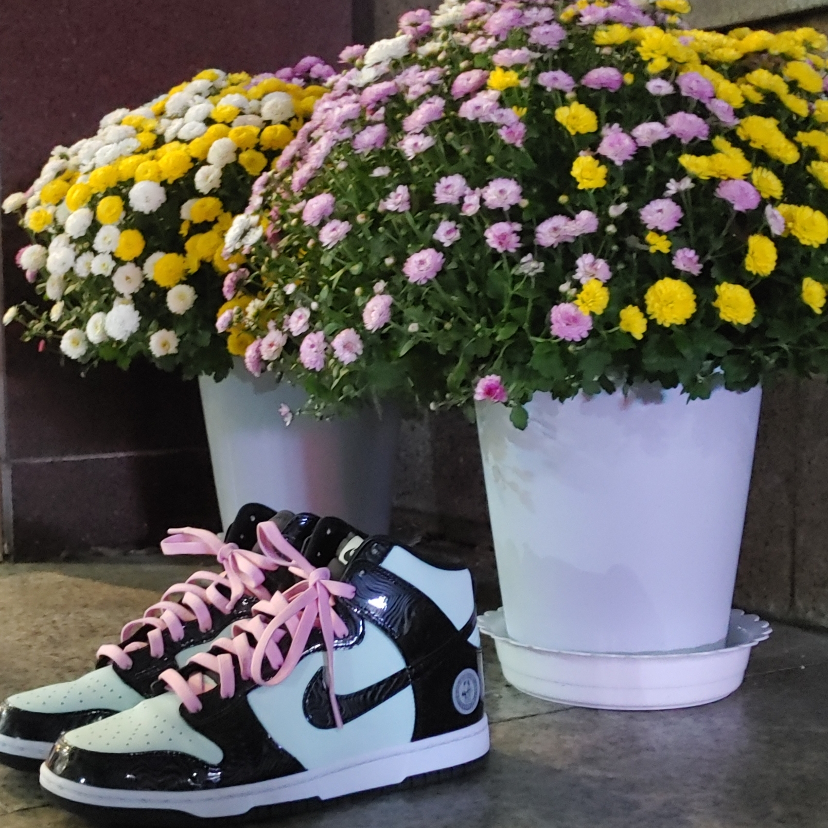 Nike Dunk High Barely Green 착용 스타일 - 1