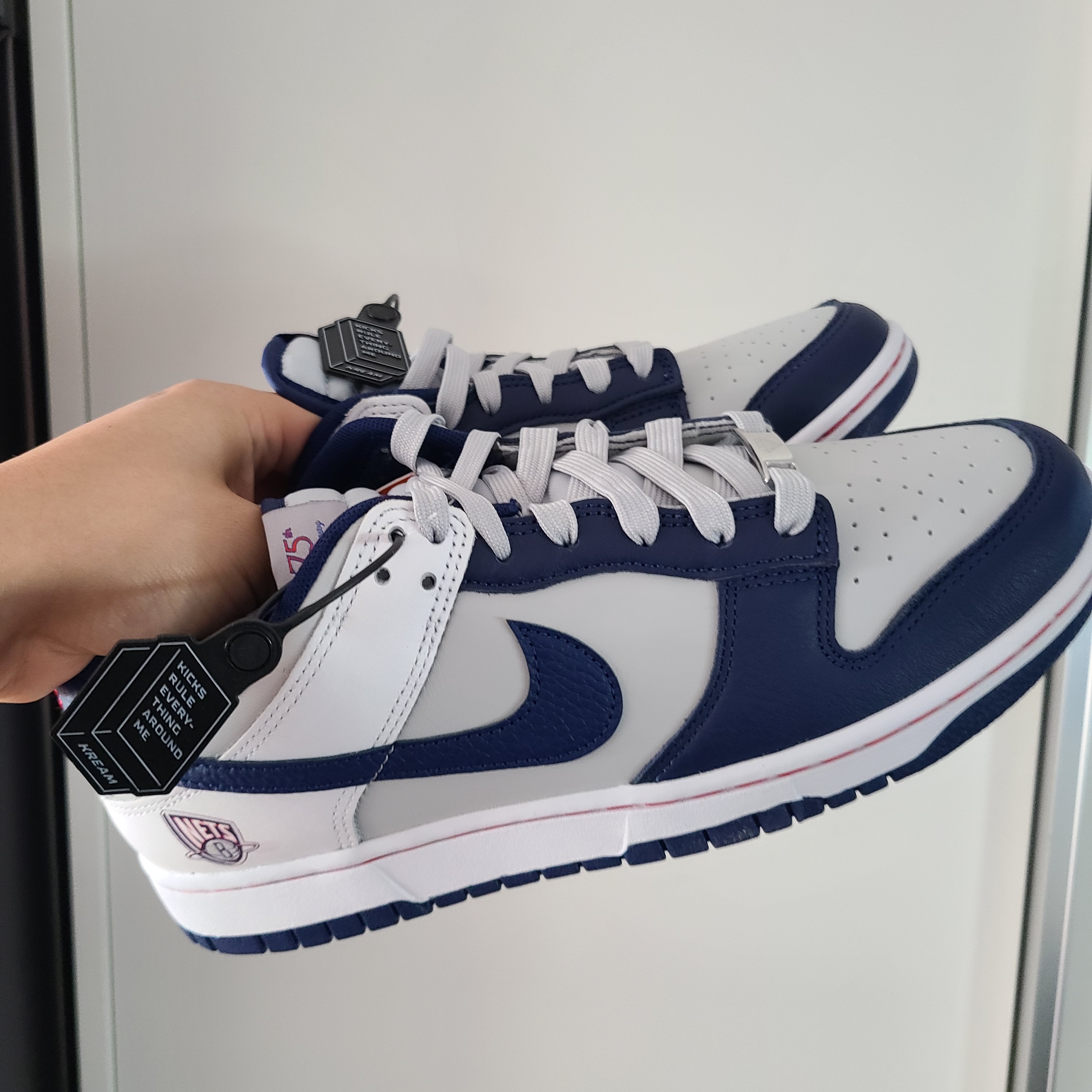 Nike x NBA Dunk Low Retro EMB Nets 착용 스타일