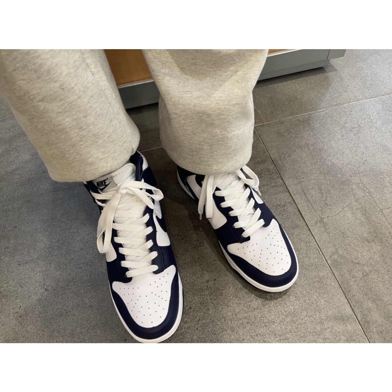 Nike Dunk High Retro Championship Navy 착용 스타일