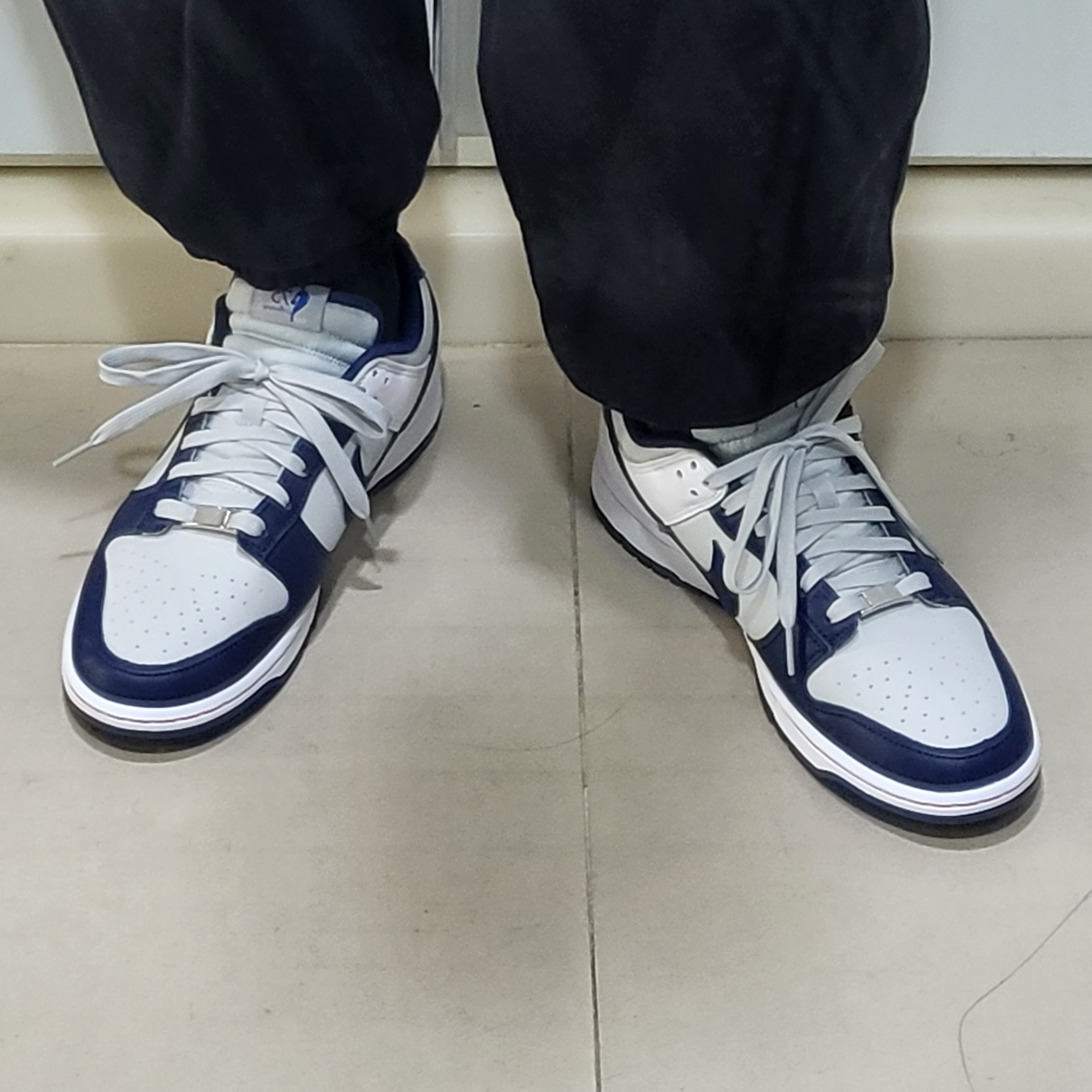 Nike x NBA Dunk Low Retro EMB Nets 착용 스타일 - 2