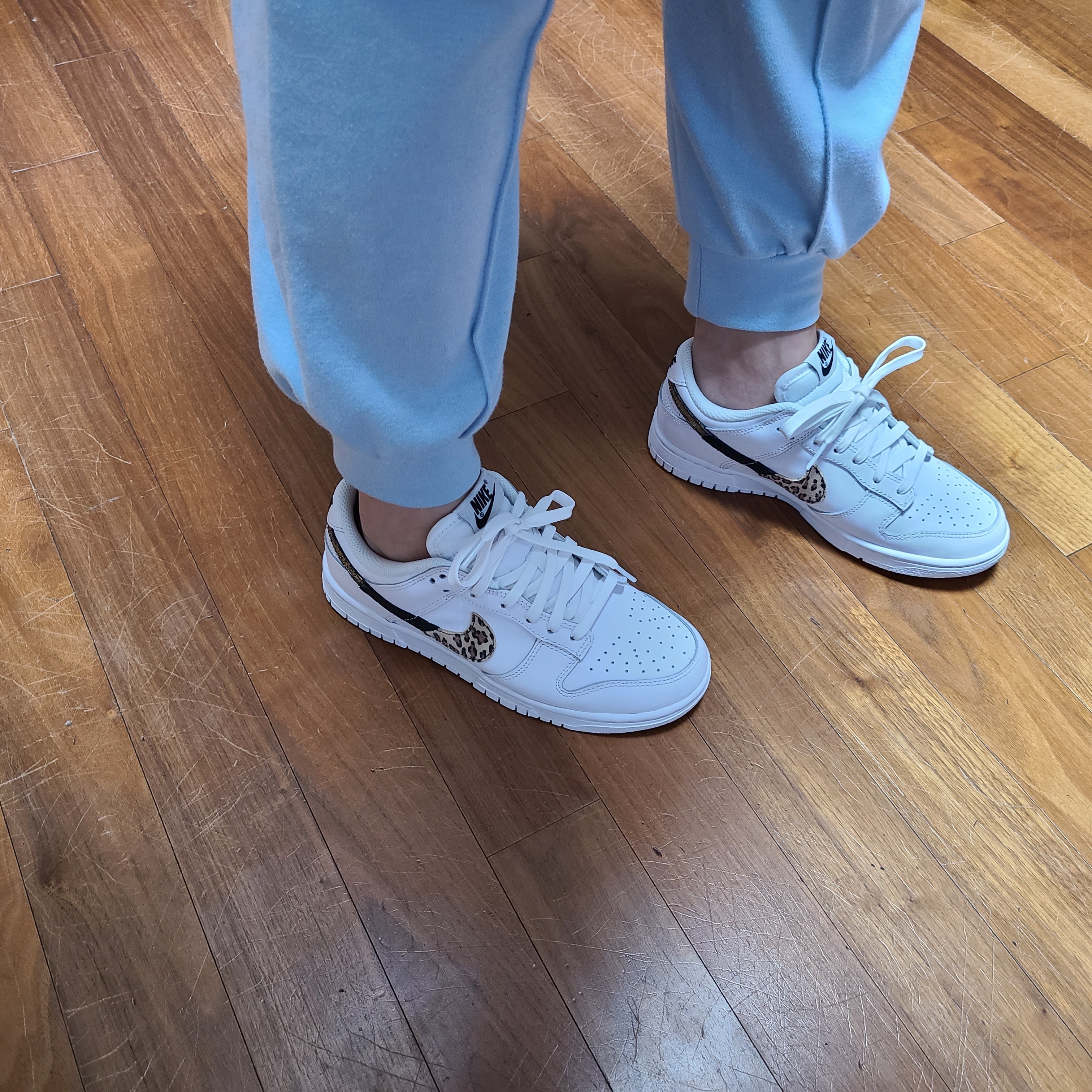 (W) Nike Dunk Low SE Primal White 착용 스타일 - 2