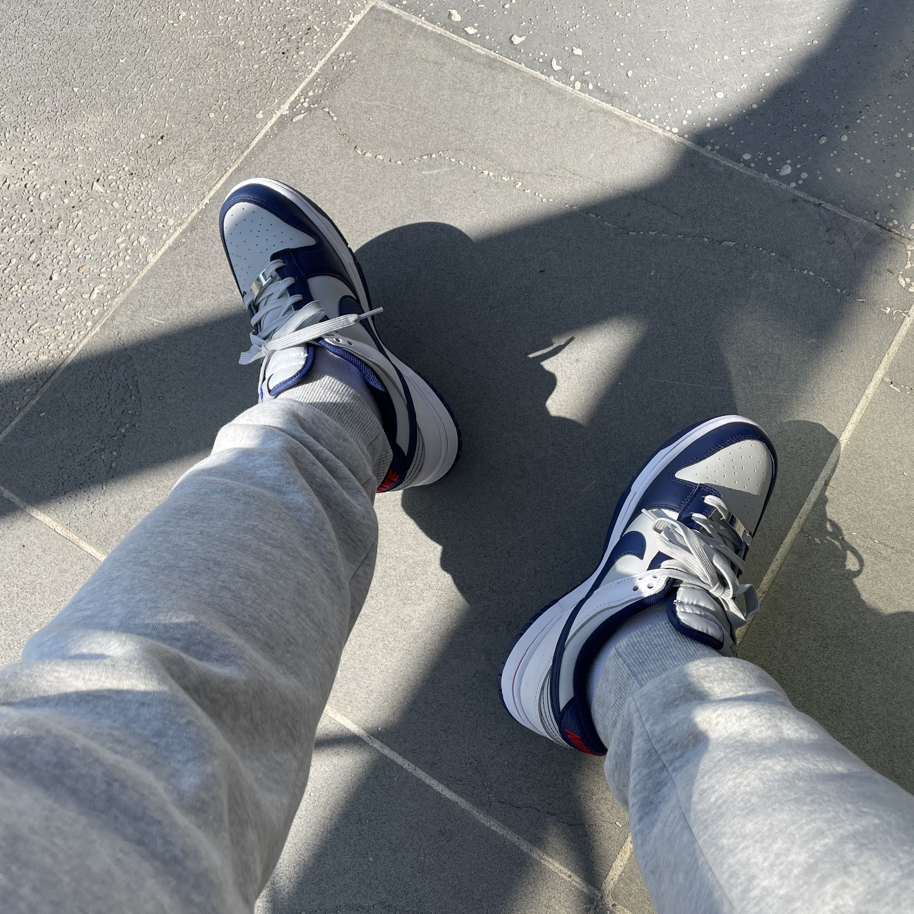 Nike x NBA Dunk Low Retro EMB Nets 착용 스타일 - 2