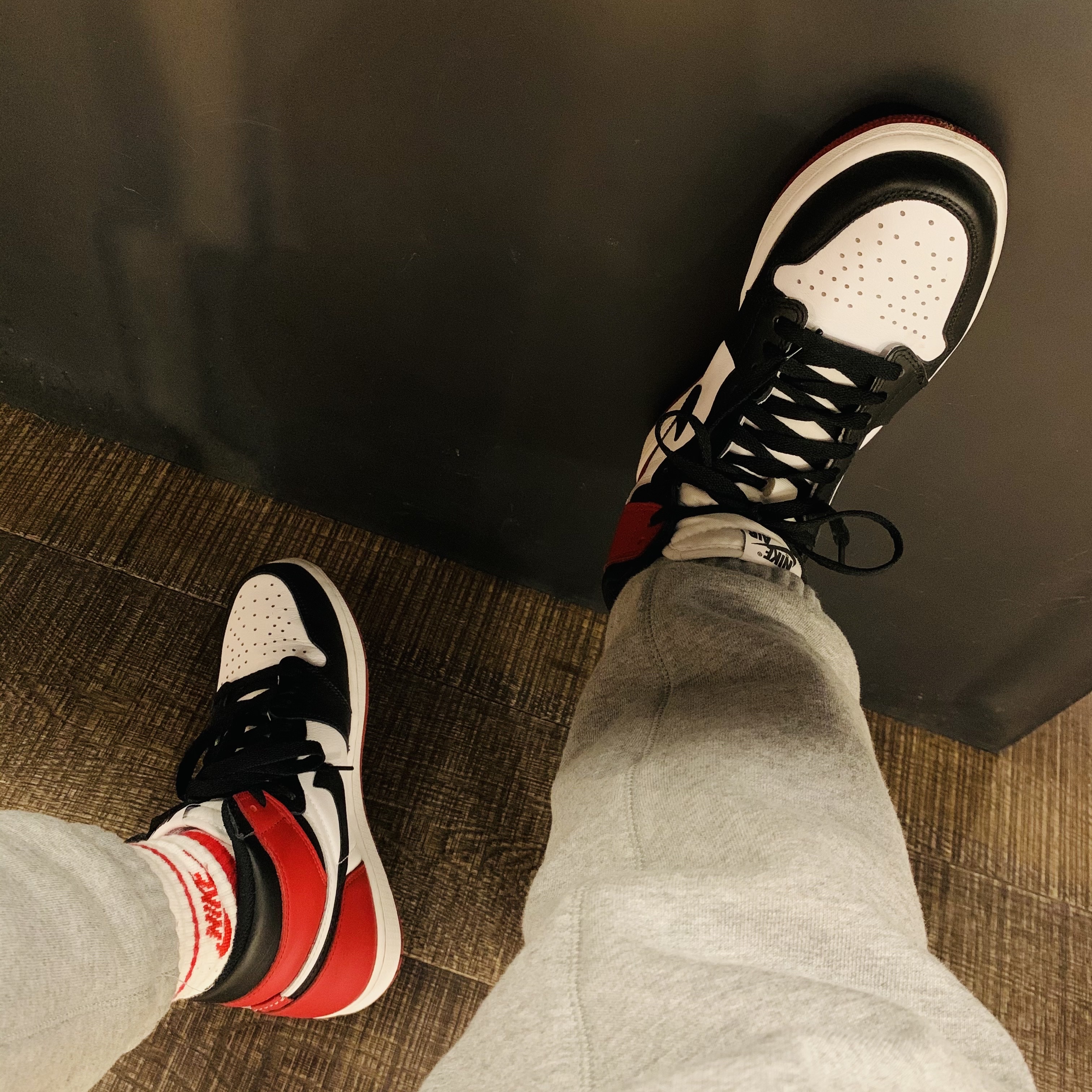 Jordan 1 Retro High OG Black Toe 2016 착용 스타일