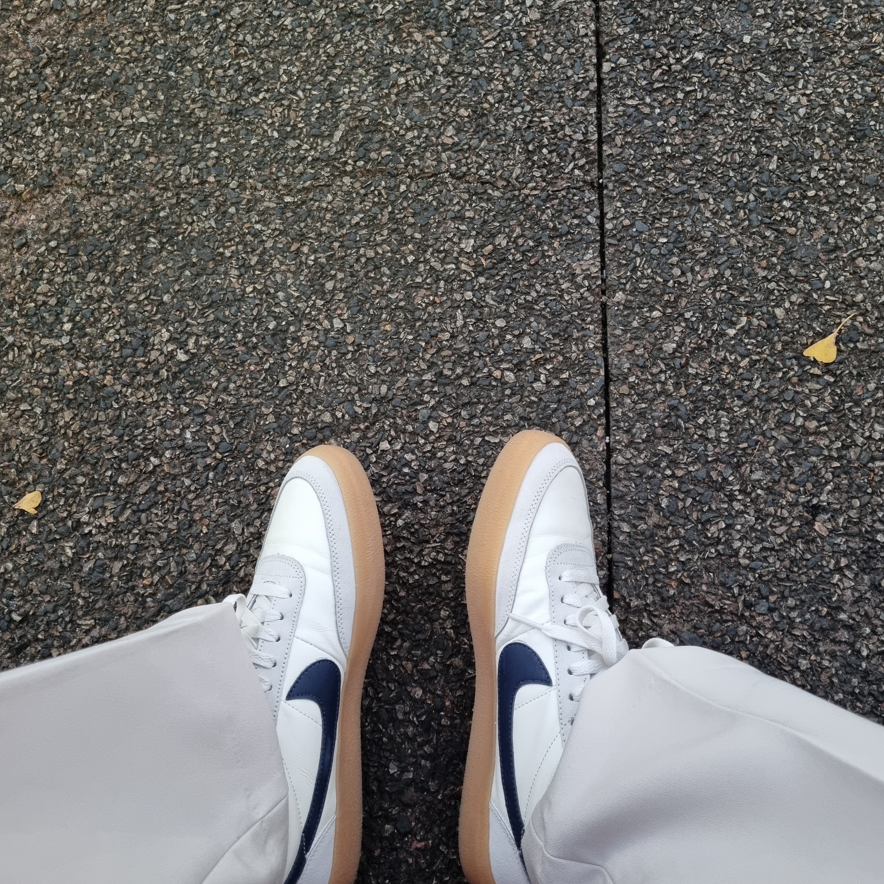 Nike x J.Crew Killshot 2 Sail Midnight Navy 착용 스타일