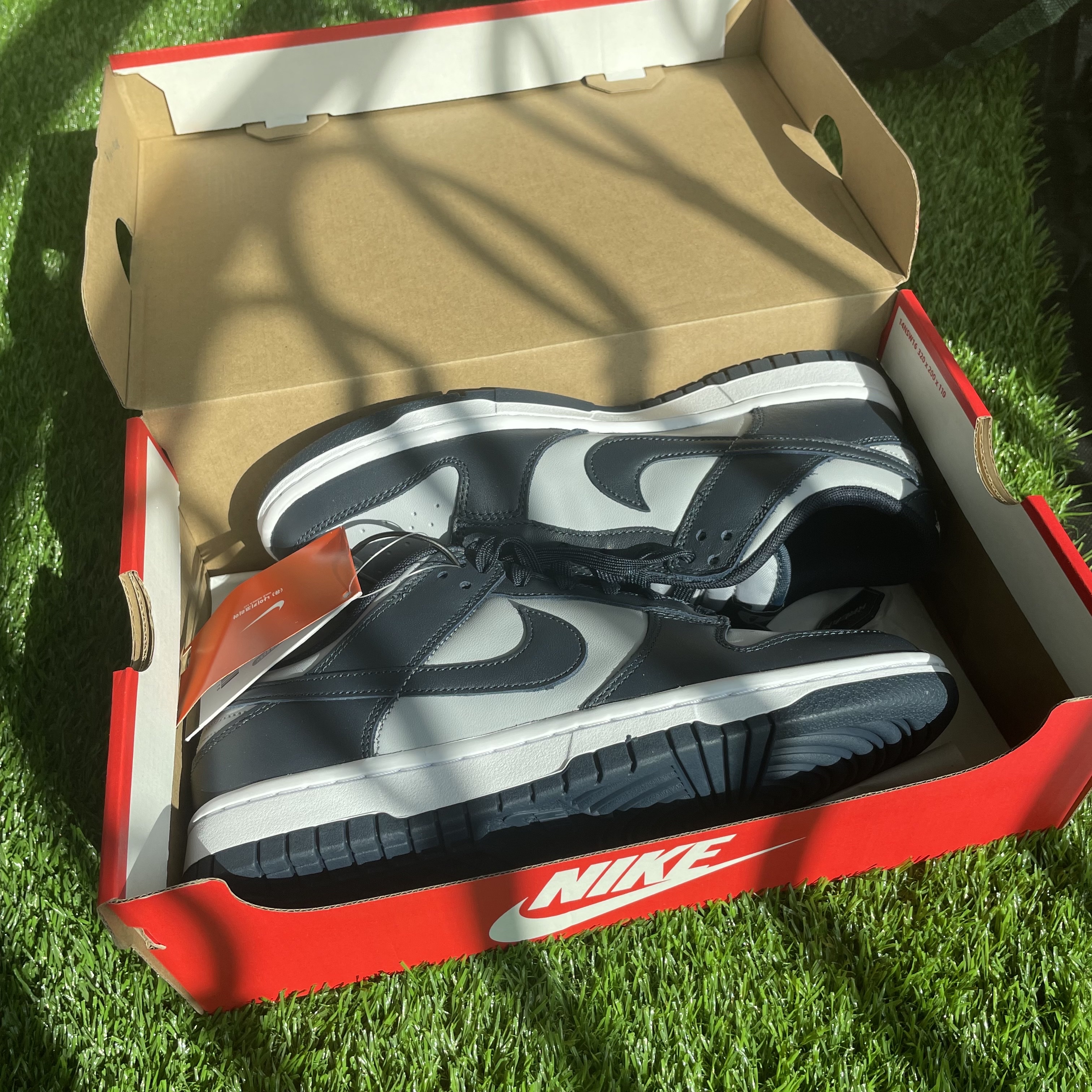 Nike Dunk Low Retro Championship Grey 착용 스타일