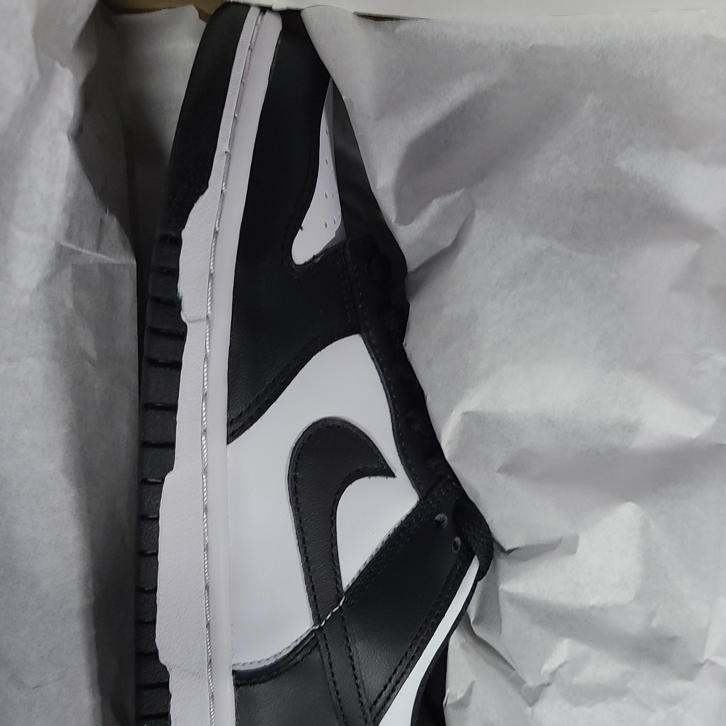 (GS) Nike Dunk Low Black 착용 스타일