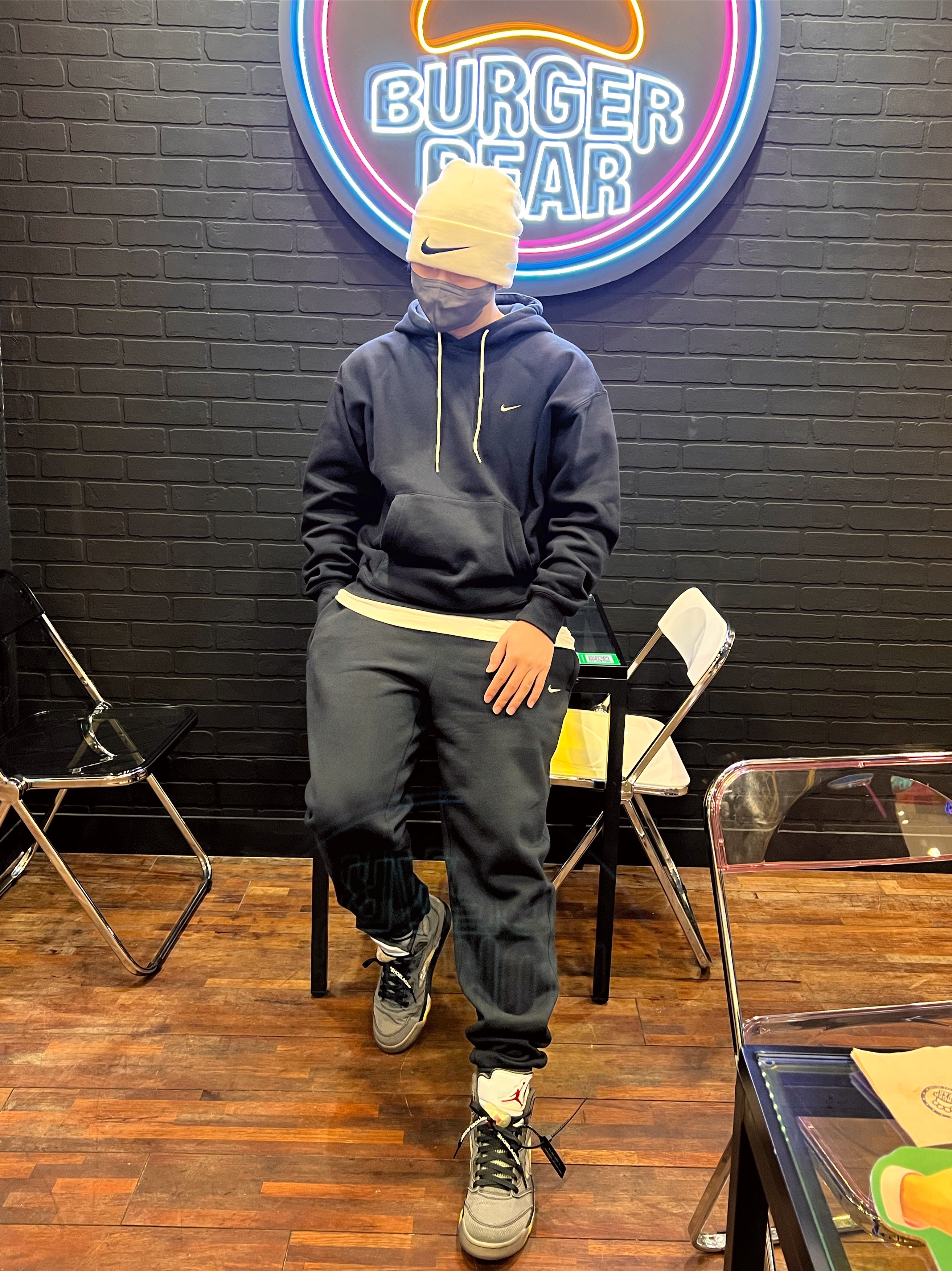 Nike x Stussy Cuff Beanie White, Nike NRG Solo Swoosh Fleece Hoodie Black White - Asia 착용 스타일