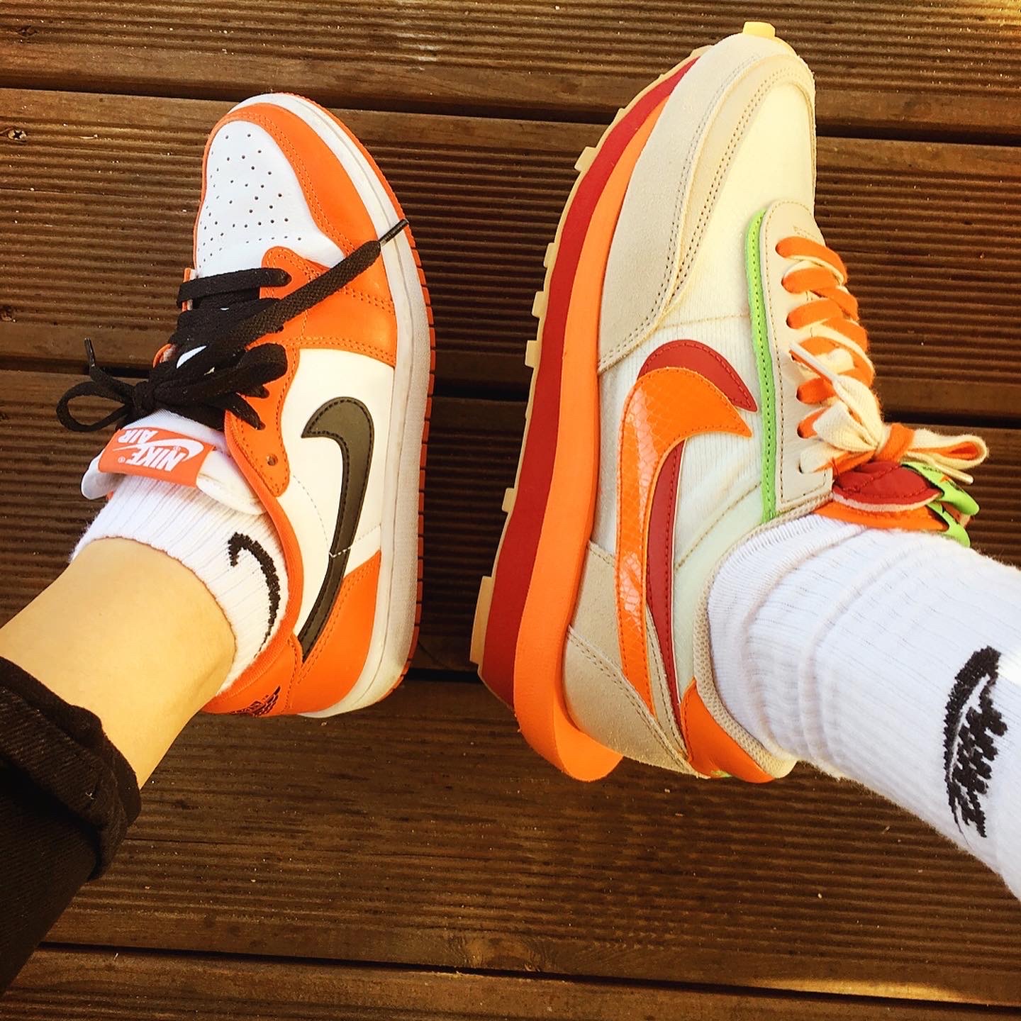 Nike x Sacai x Clot LDWaffle Orange Blaze, (W) Jordan 1 Low OG Starfish 착용 스타일 - 3
