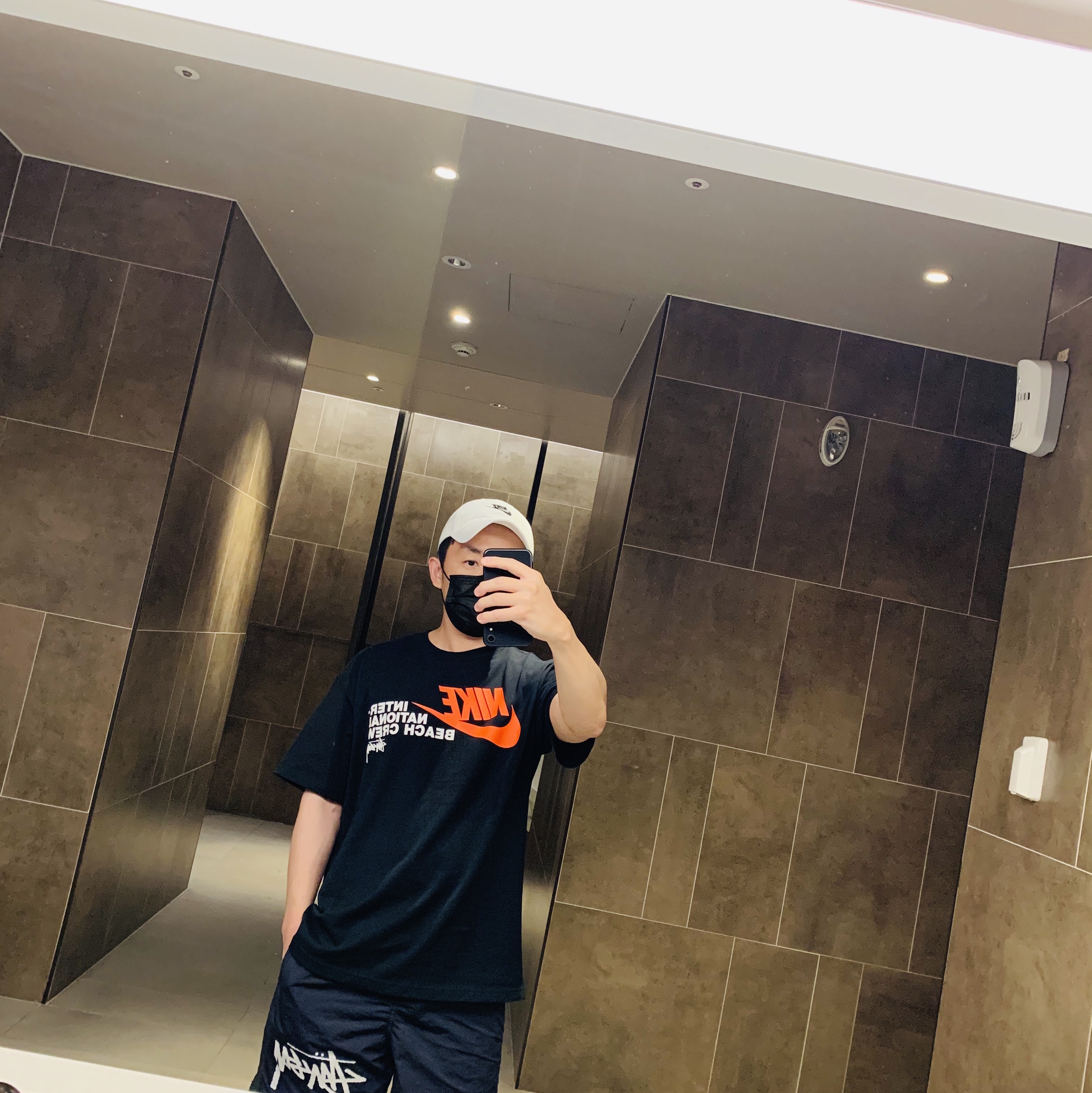 Nike x Stussy Water Shorts Off Noir, Nike x Stussy International Beach Crew T-Shirt Black - Asia 착용 스타일
