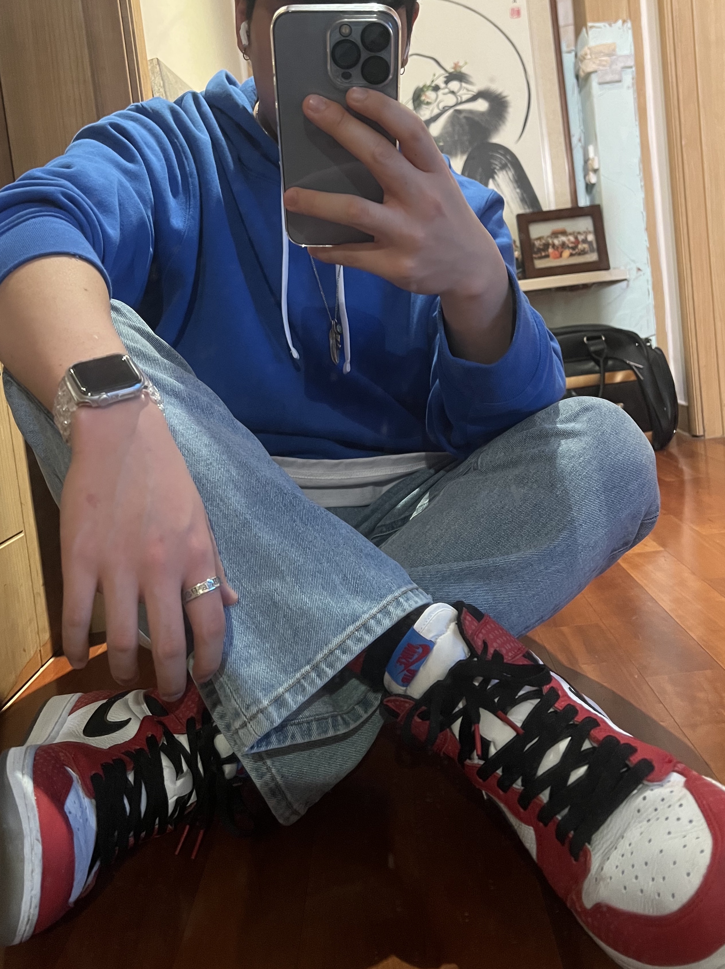 Jordan 1 Retro High Spider-Man Origin Story 착용 스타일 - 2