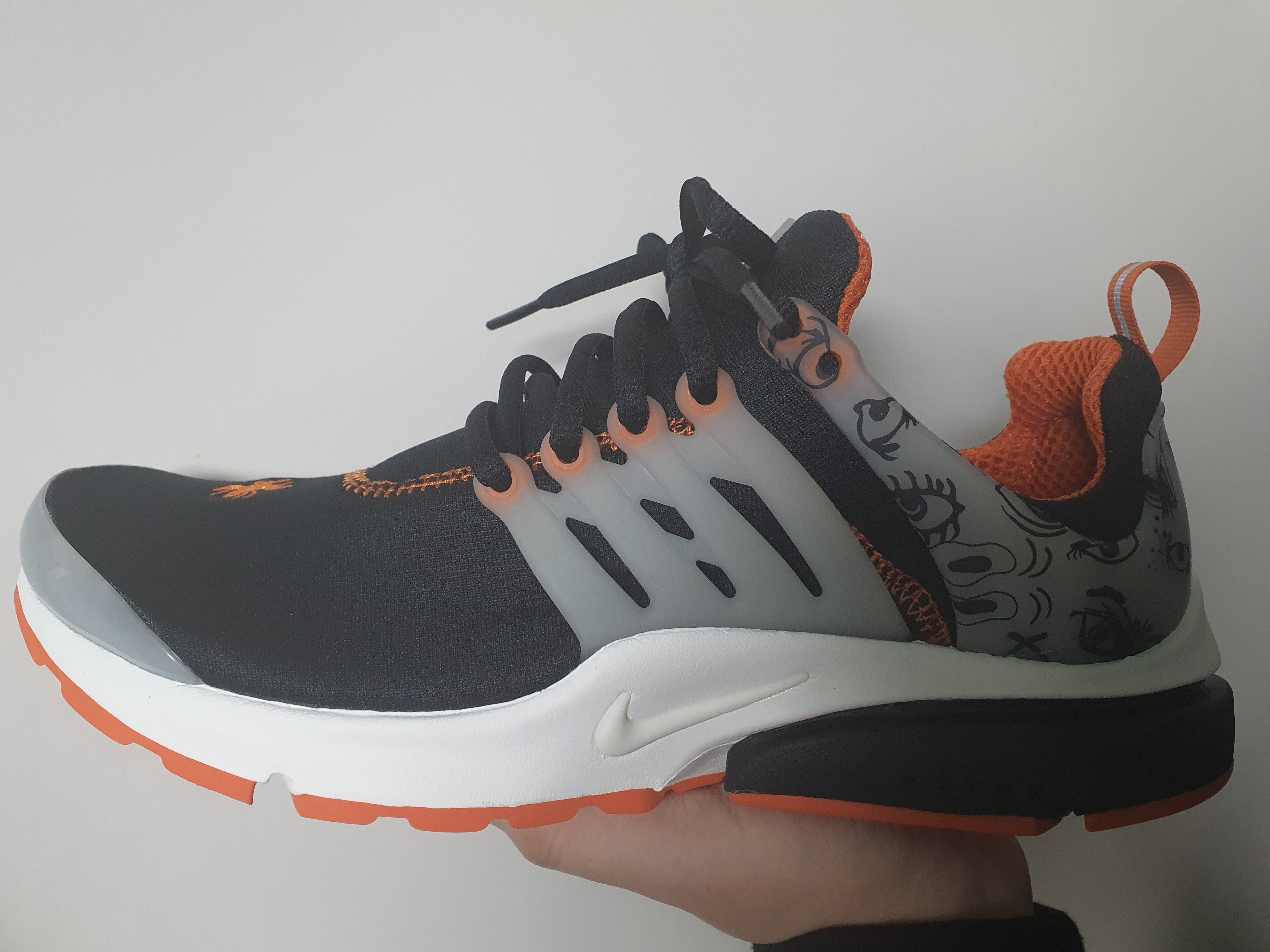 Nike Air Presto PRM Halloween 착용 스타일