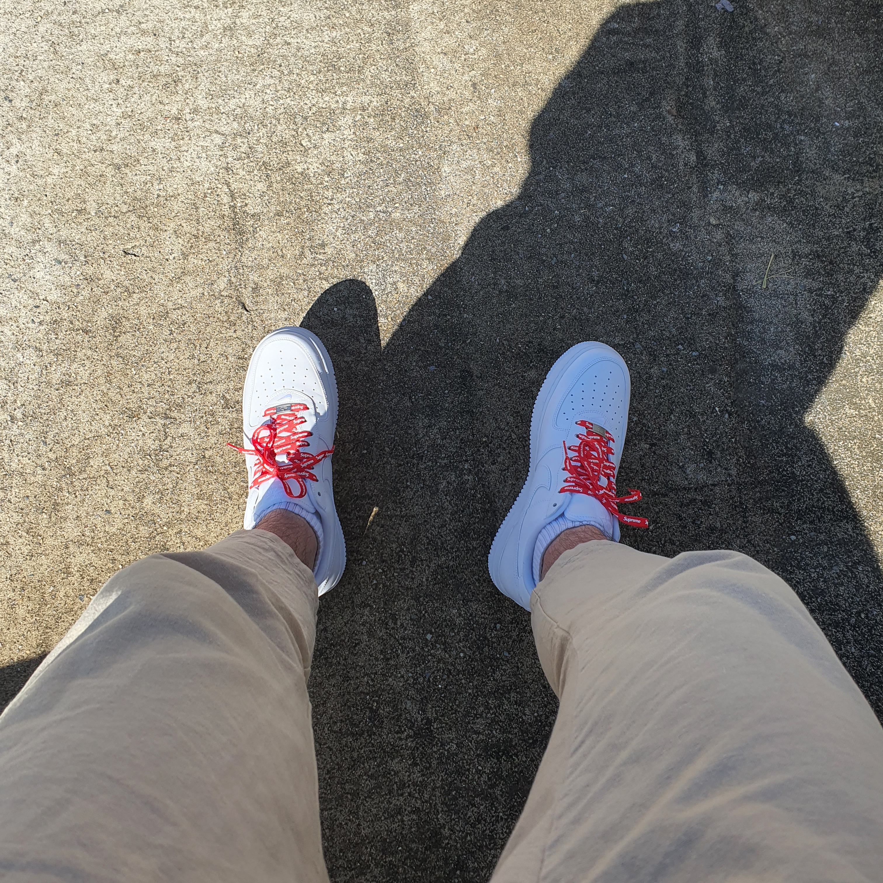 Nike x Supreme Air Force 1 Low White 착용 스타일