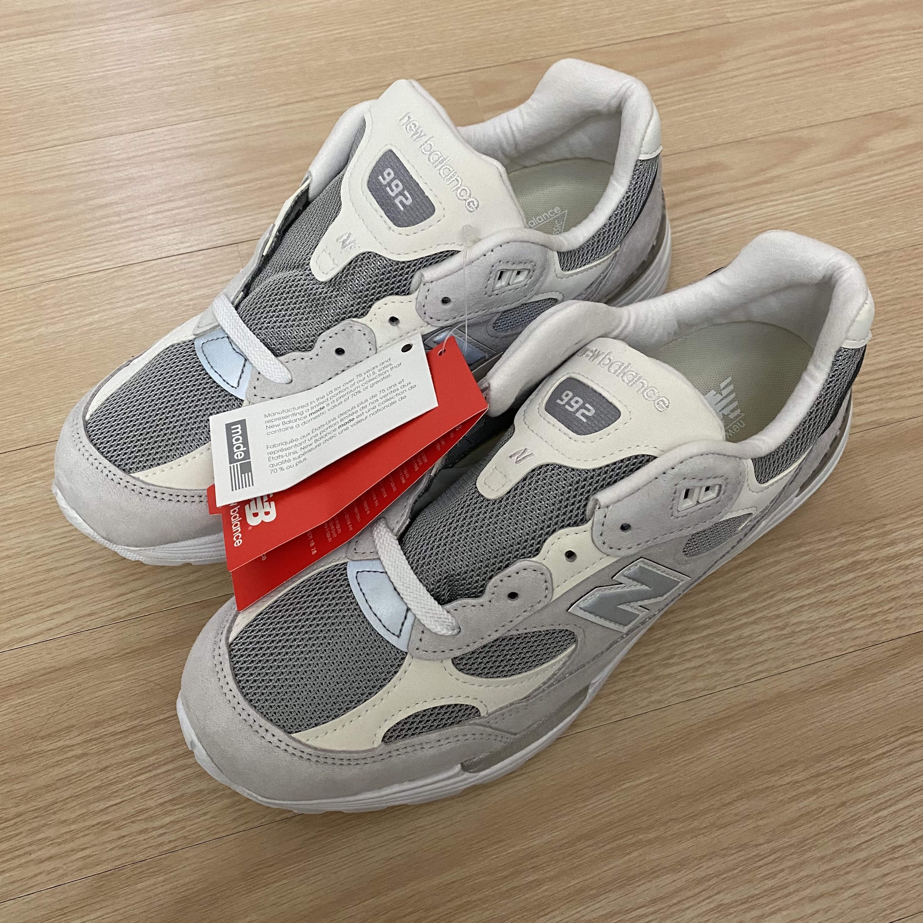 New Balance 992 Made in USA White Silver 착용 스타일