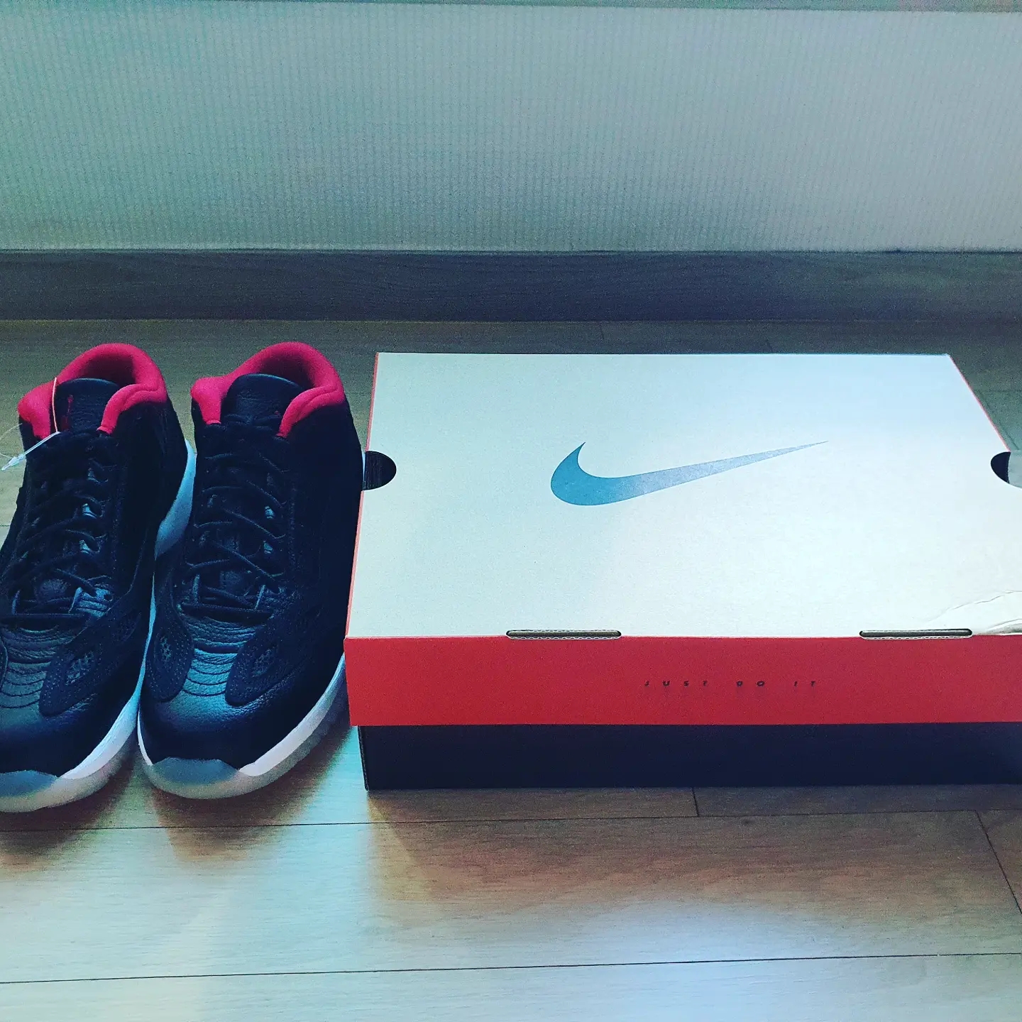 Jordan 11 Retro Low IE Bred 2021 착용 스타일 - 2