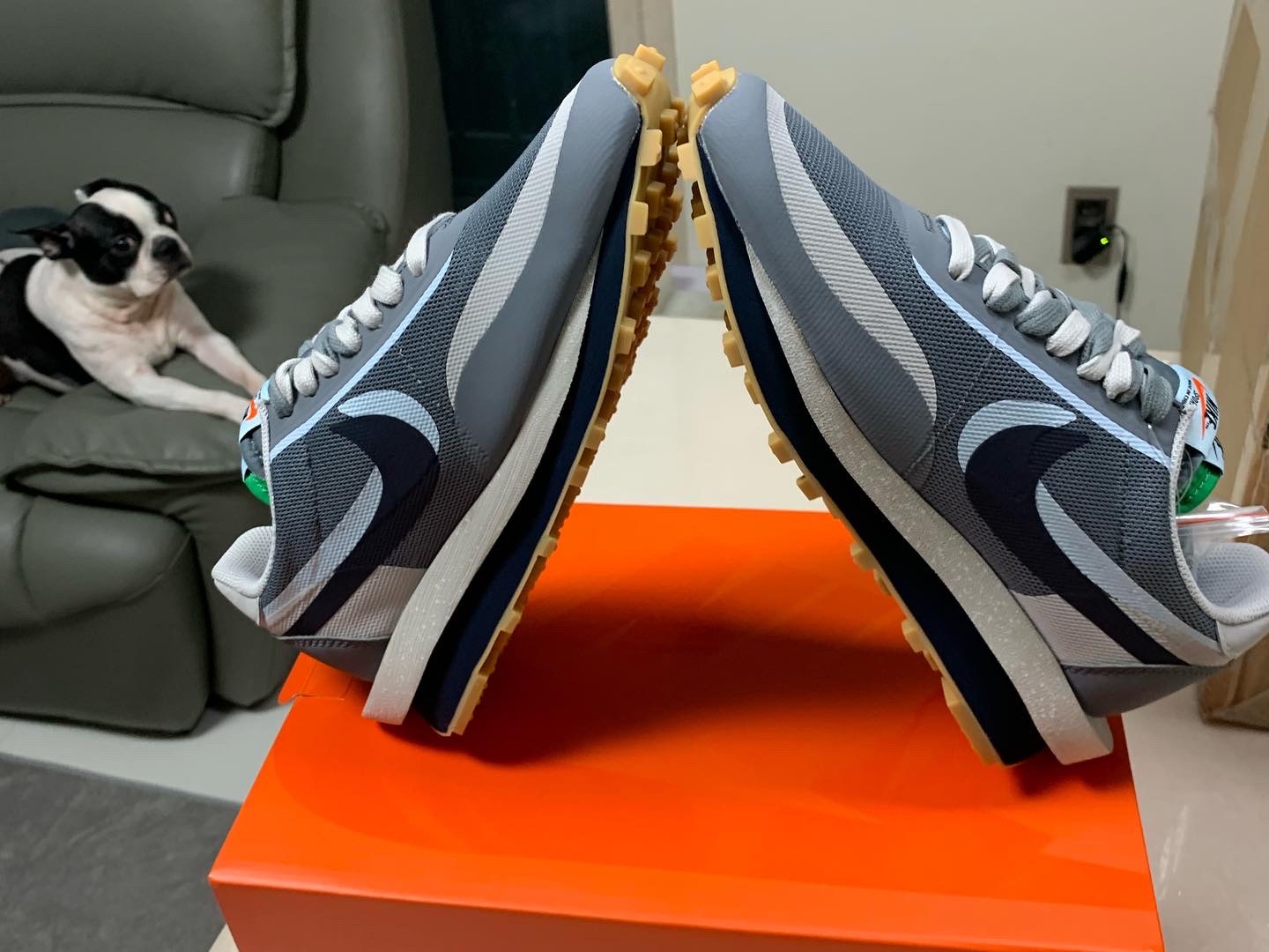 Nike x Sacai x Clot LDWaffle Cool Grey 착용 스타일 - 2