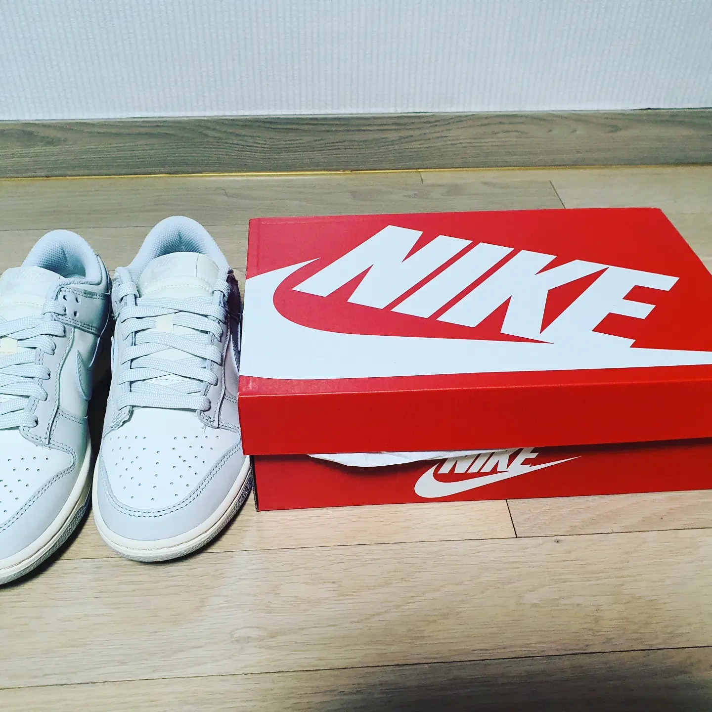 (W) Nike Dunk Low Light Bone 착용 스타일 - 2
