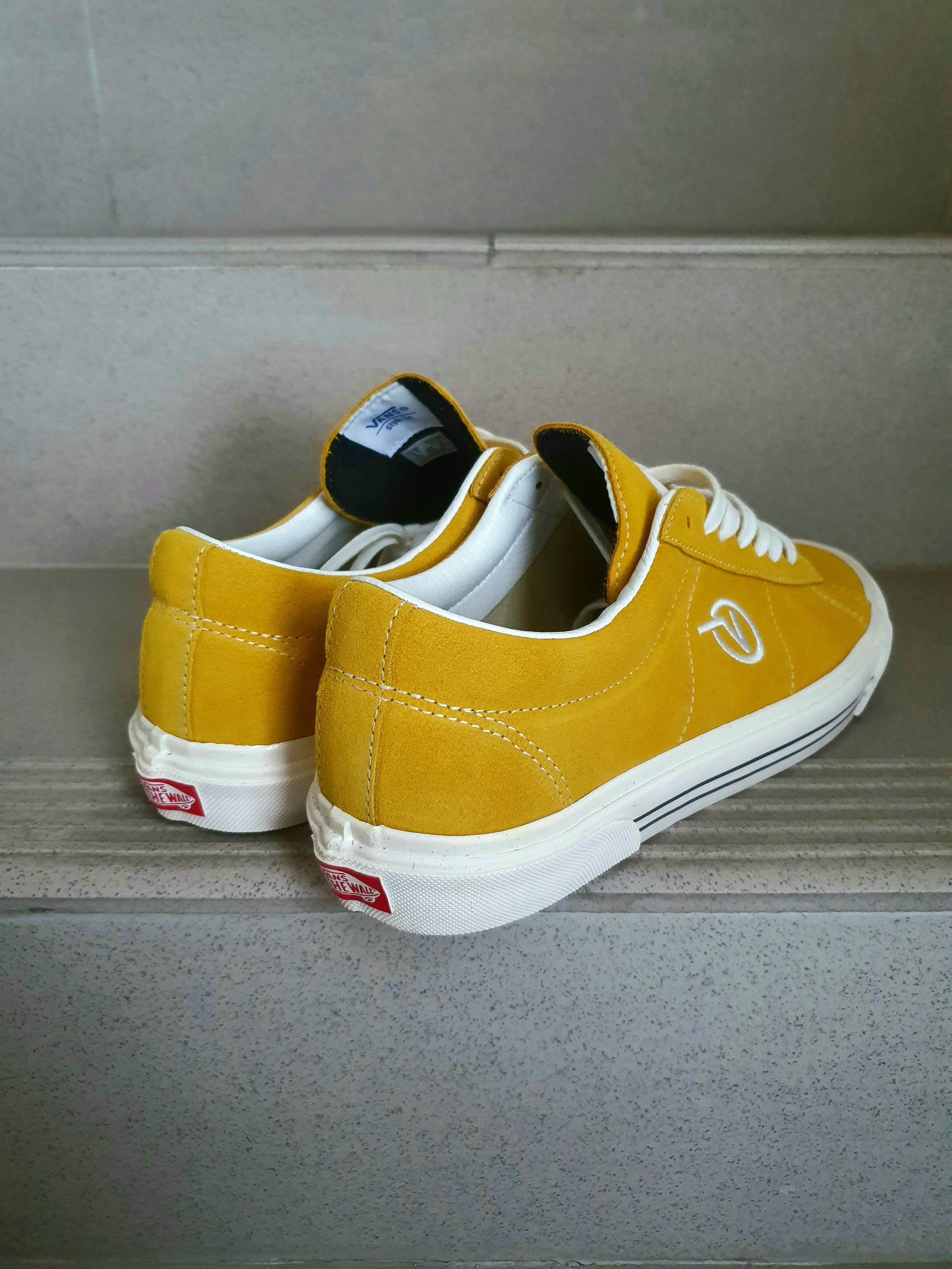 Vans Sid DX Anaheim Factory Yellow 착용 스타일 - 2