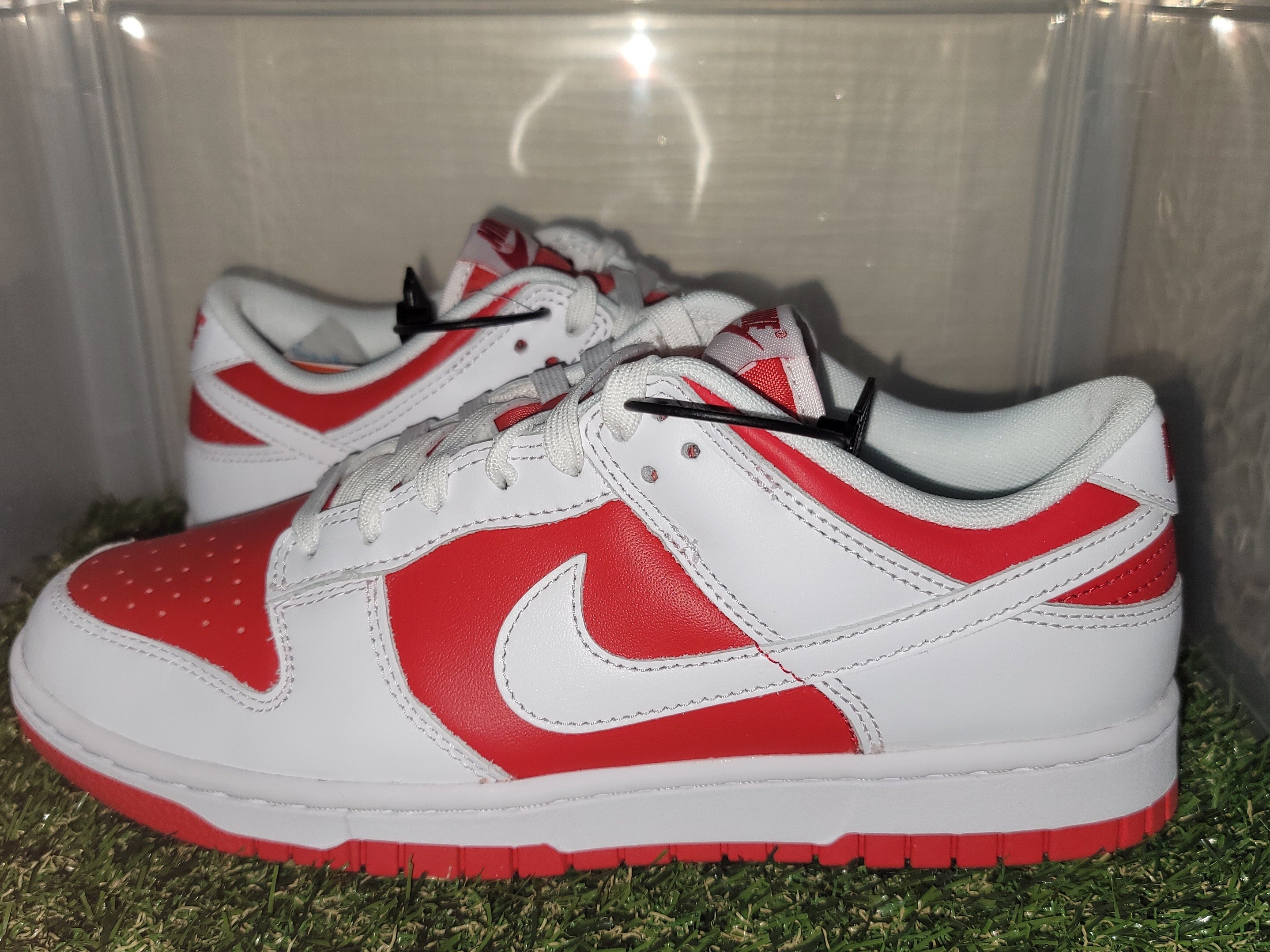 Nike Dunk Low Retro Championship Red 착용 스타일