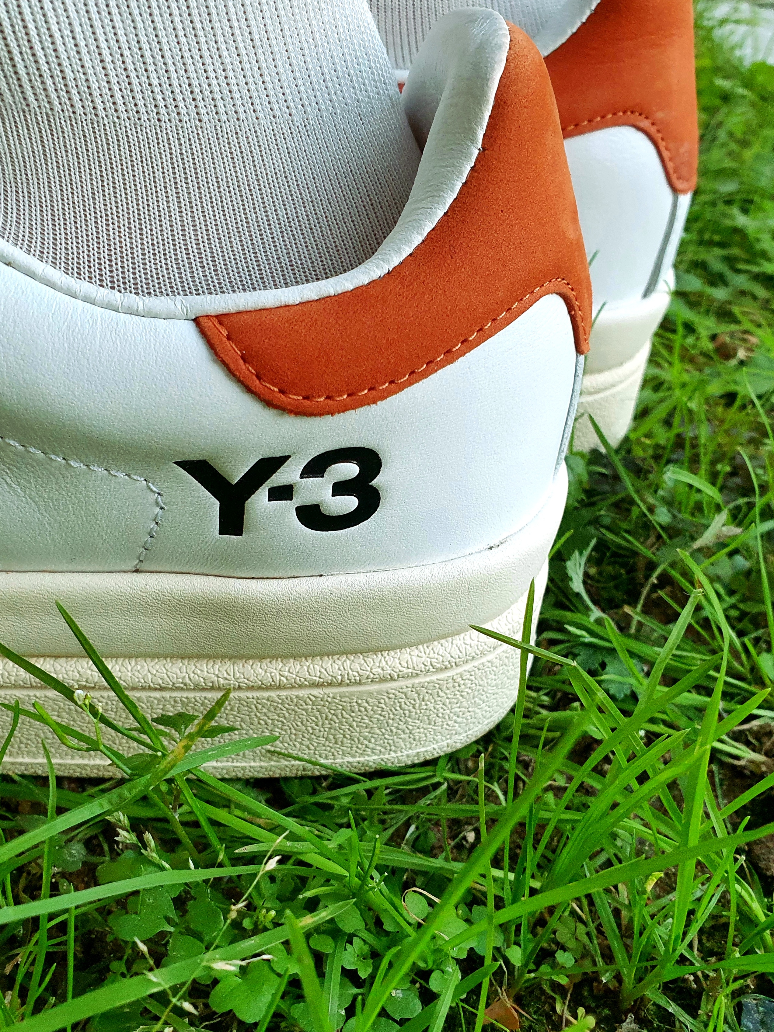 Y-3 Hicho White Black Red 착용 스타일 - 3