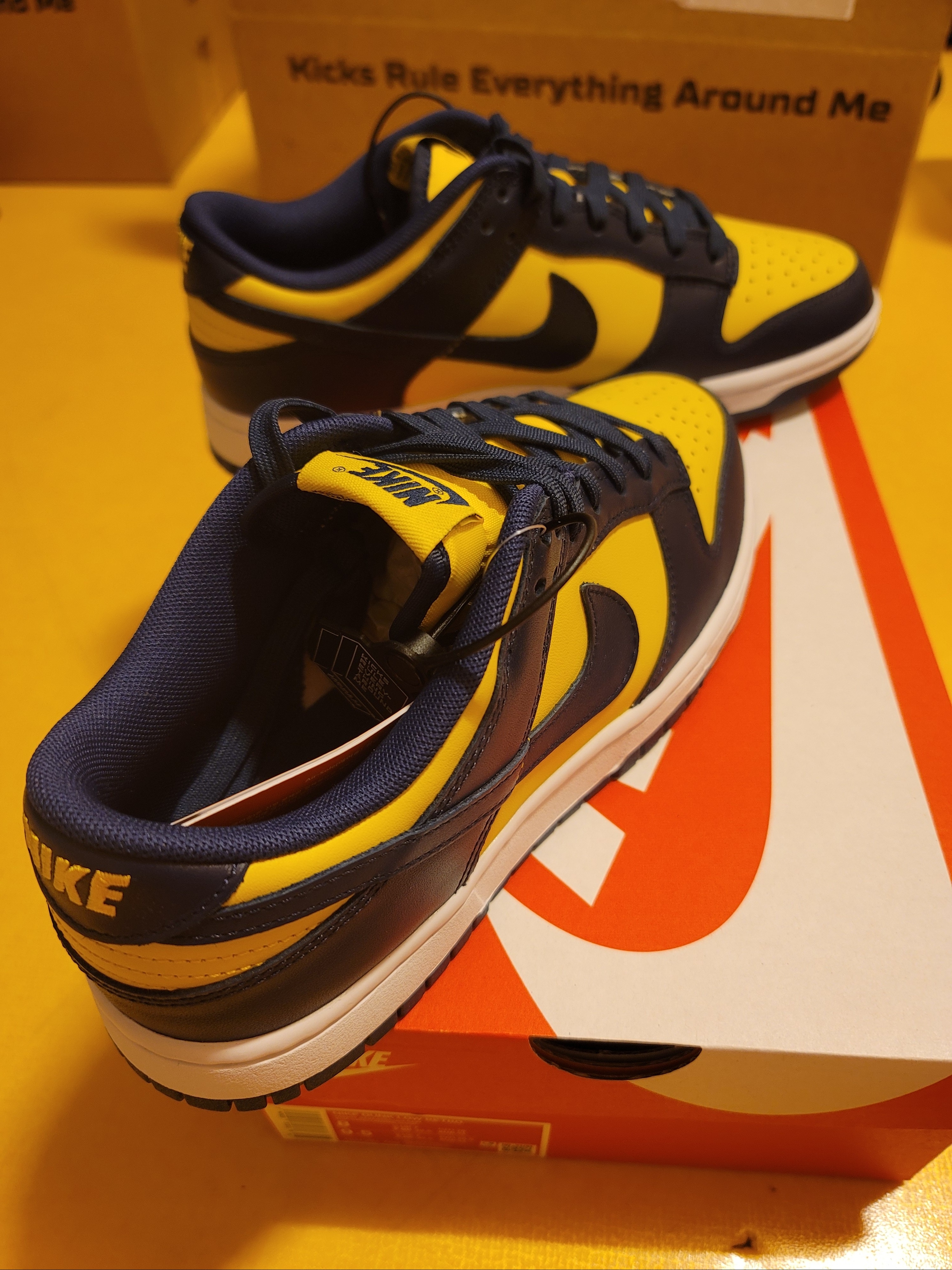 Nike Dunk Low Retro Varsity Maize 착용 스타일 - 1
