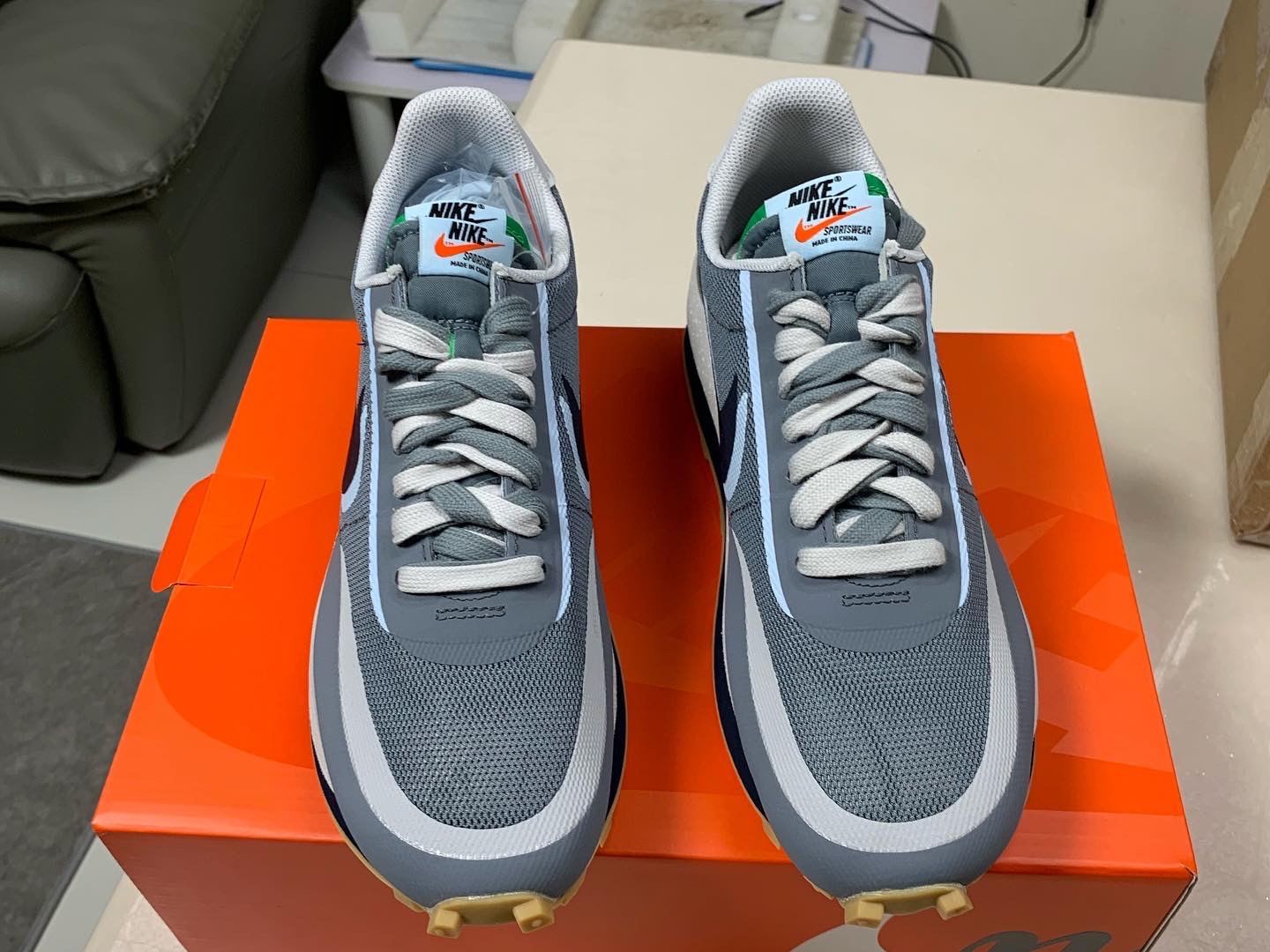 Nike x Sacai x Clot LDWaffle Cool Grey 착용 스타일 - 4