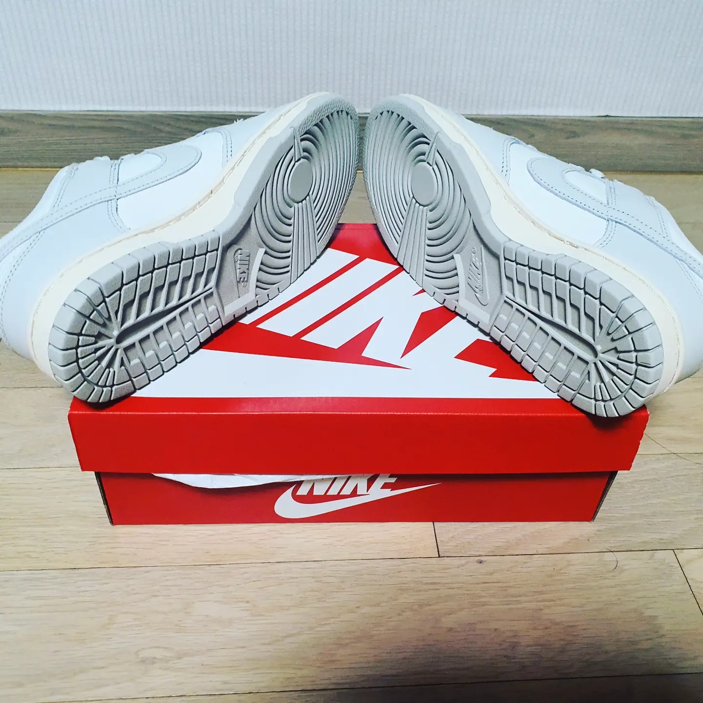 (W) Nike Dunk Low Light Bone 착용 스타일 - 4
